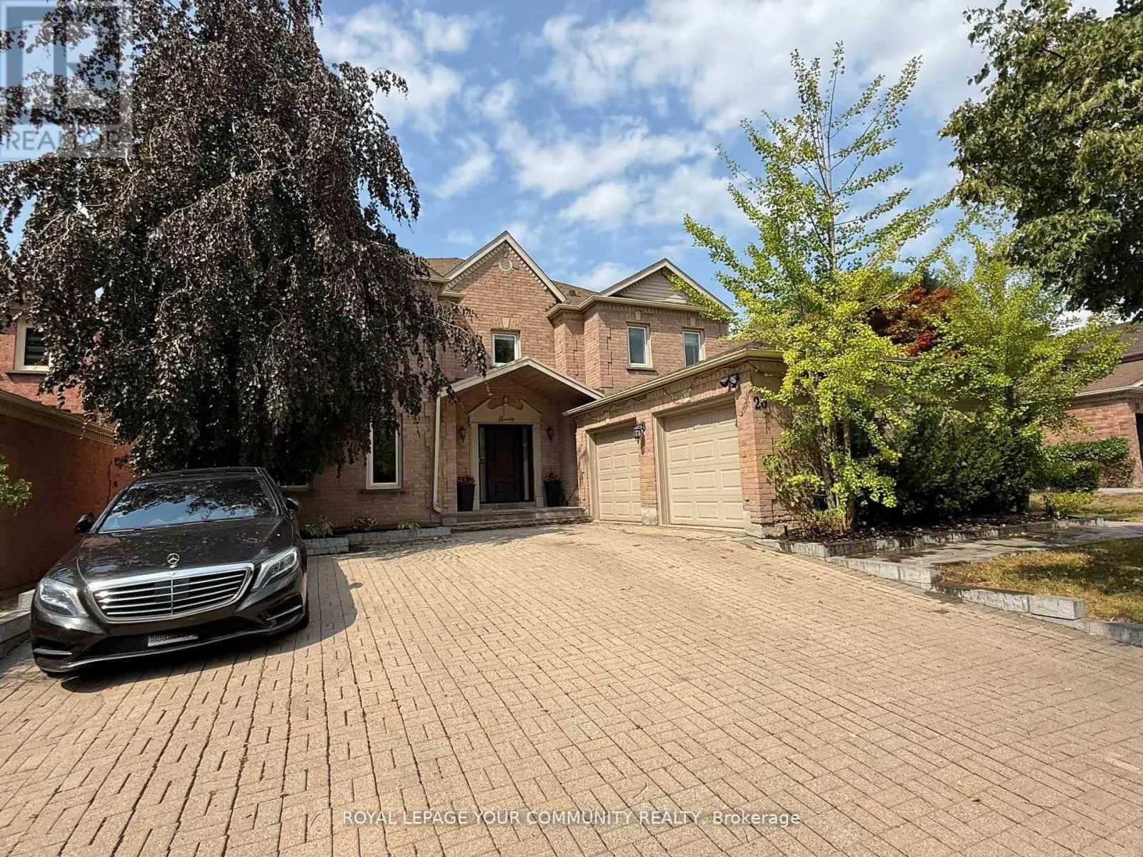 20 WHITE LODGE CRESCENT N