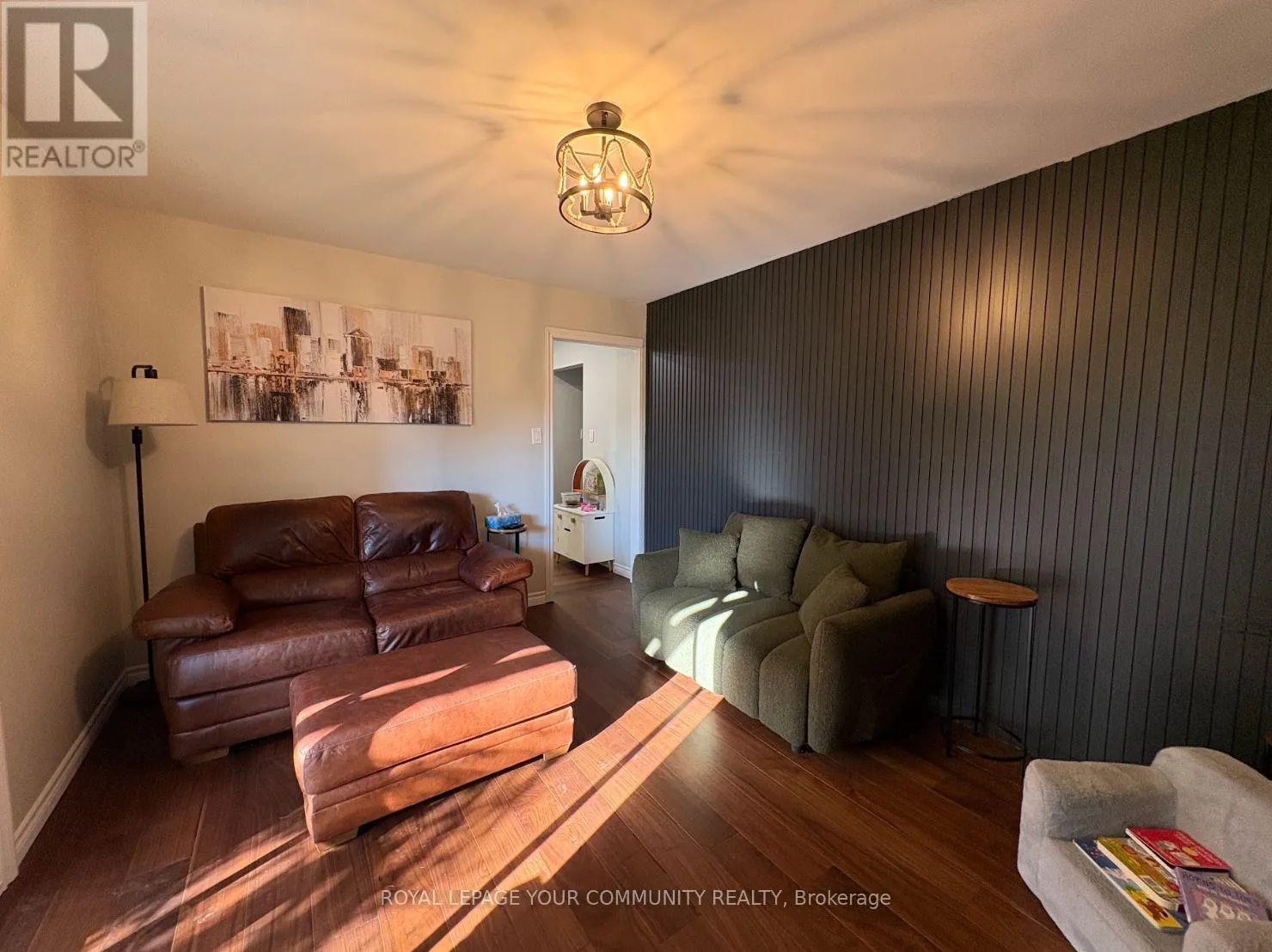 370 ERIN TRAIL
