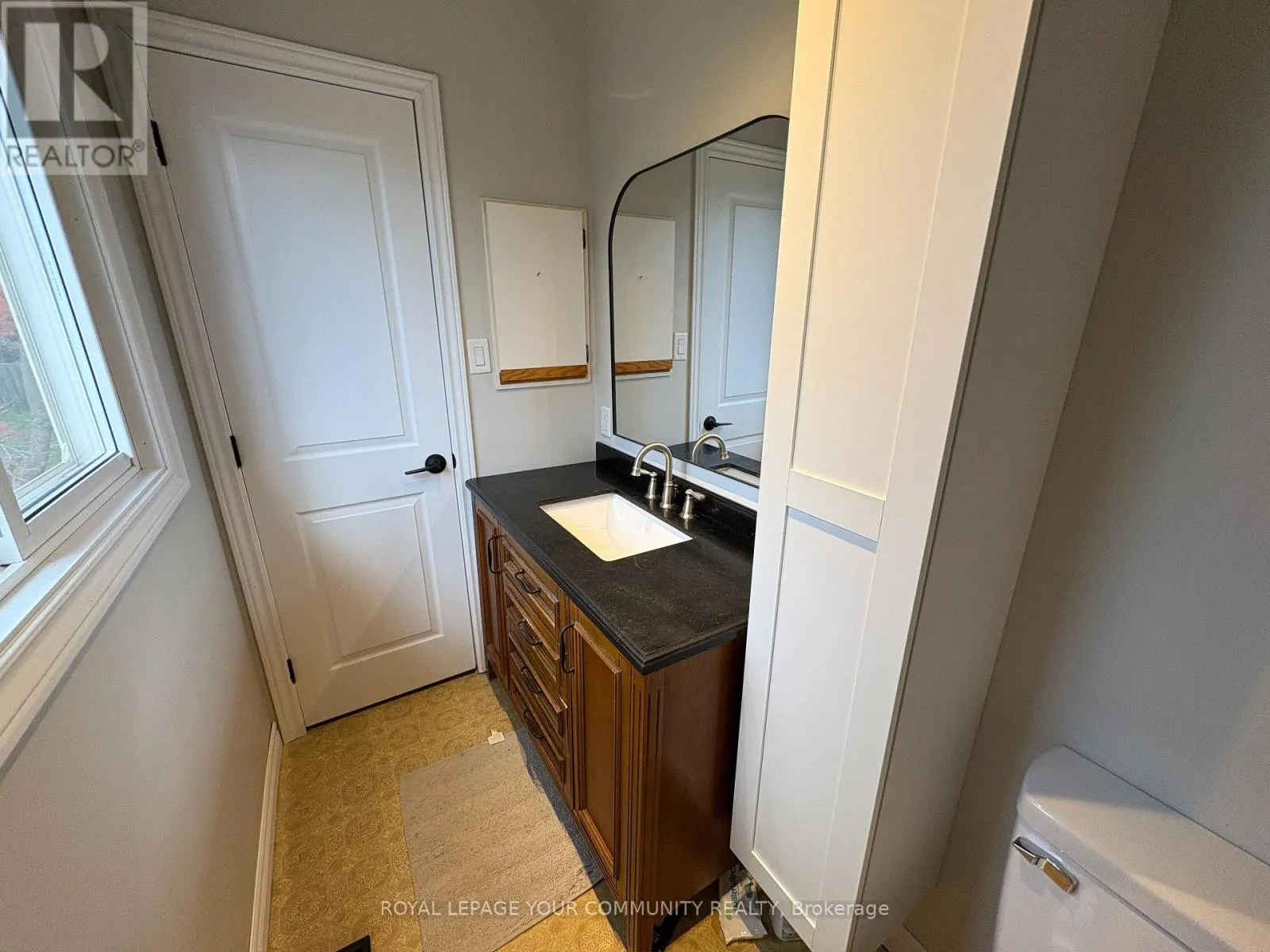 370 ERIN TRAIL