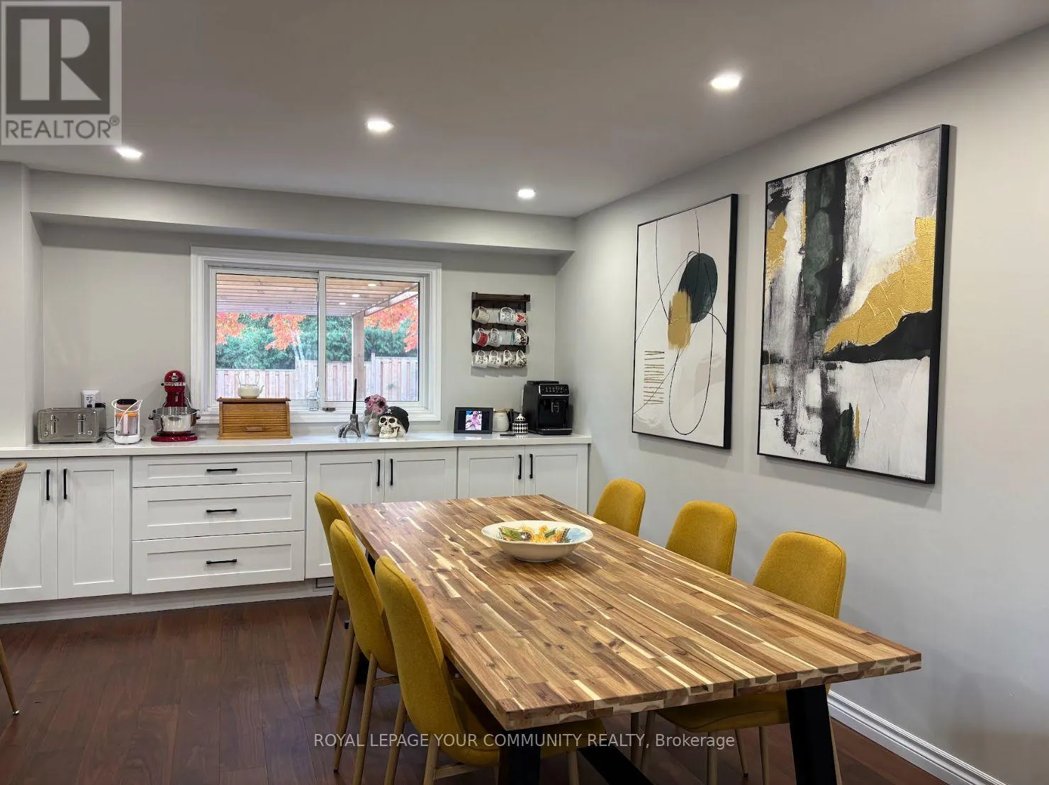 370 ERIN TRAIL
