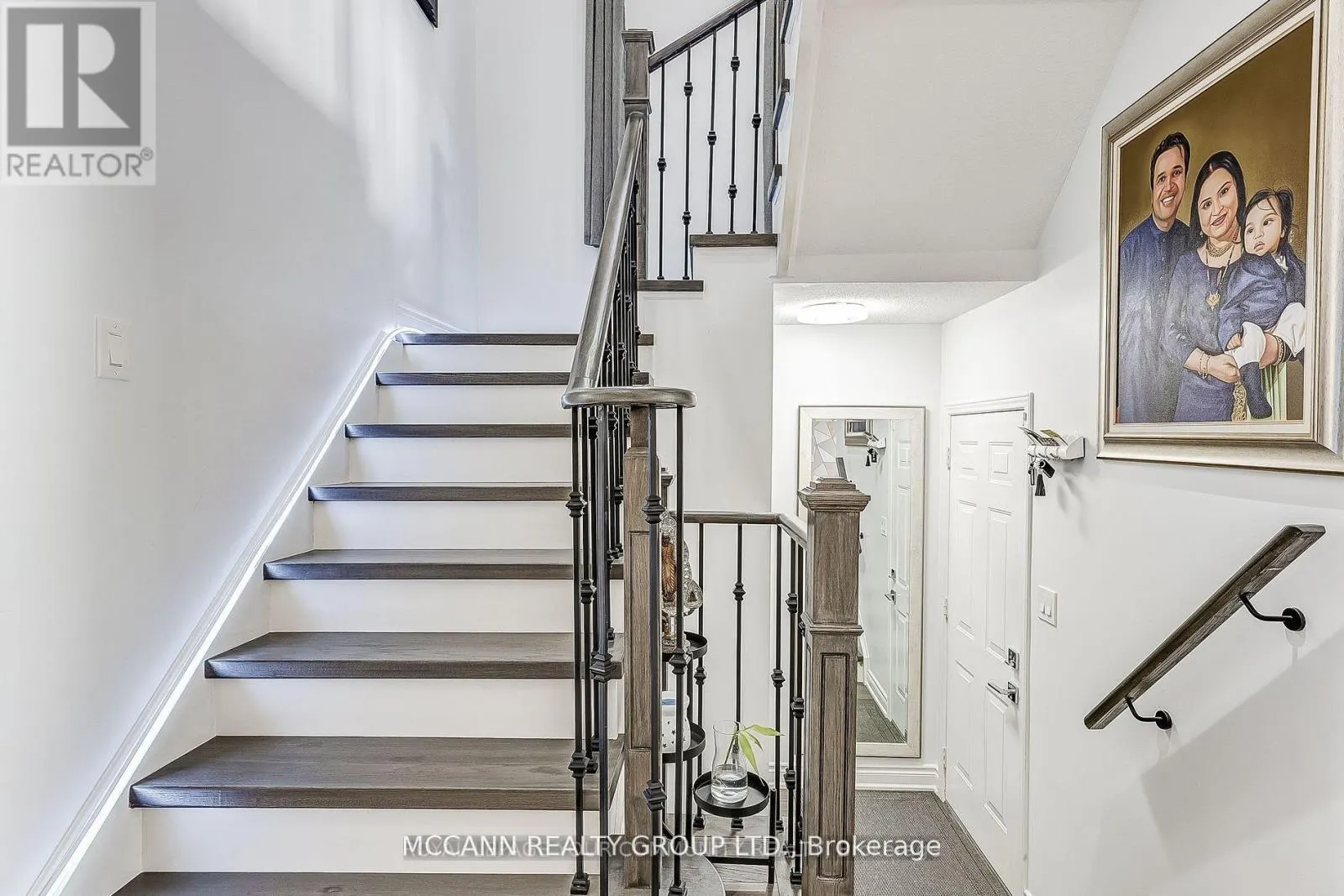 93 REVELSTOKE CRESCENT