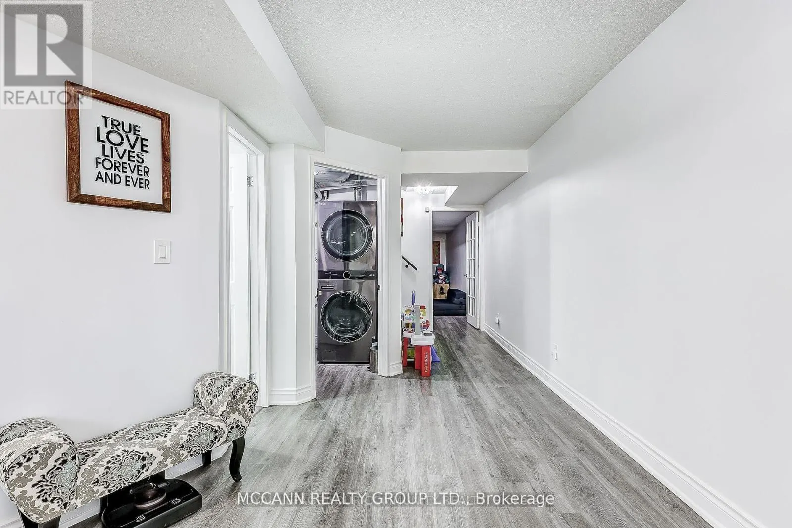 93 REVELSTOKE CRESCENT