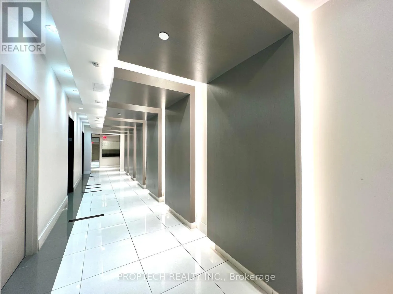 1911 - 7165 YONGE STREET