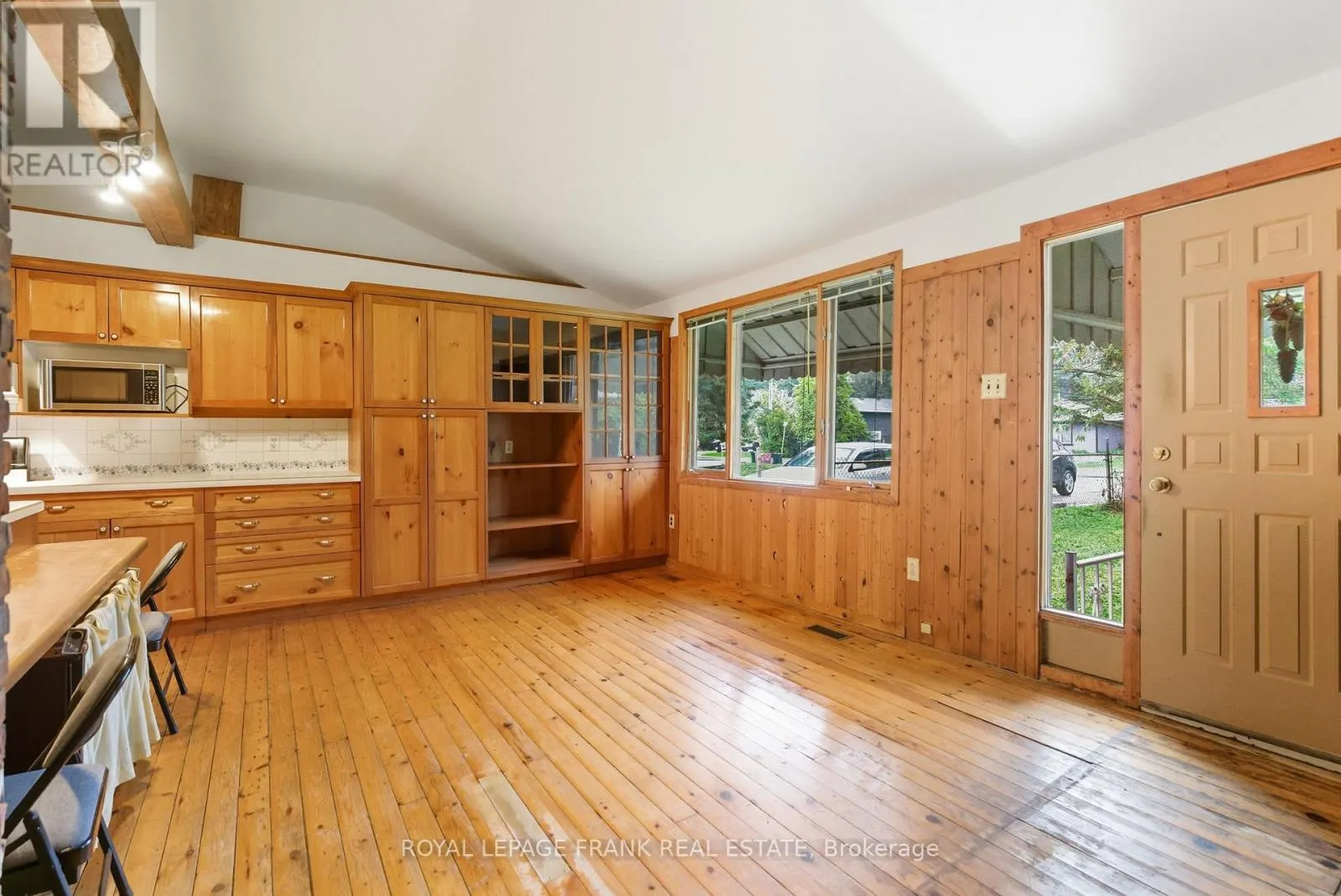 379 IRENE DRIVE