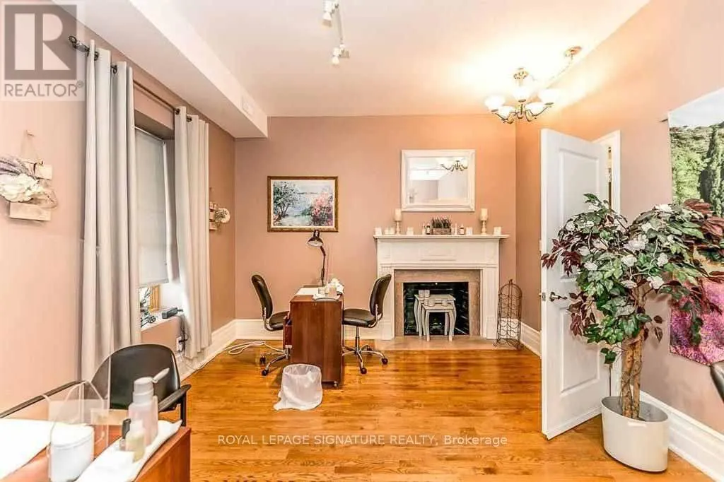 83 DAWSON MANOR BOULEVARD