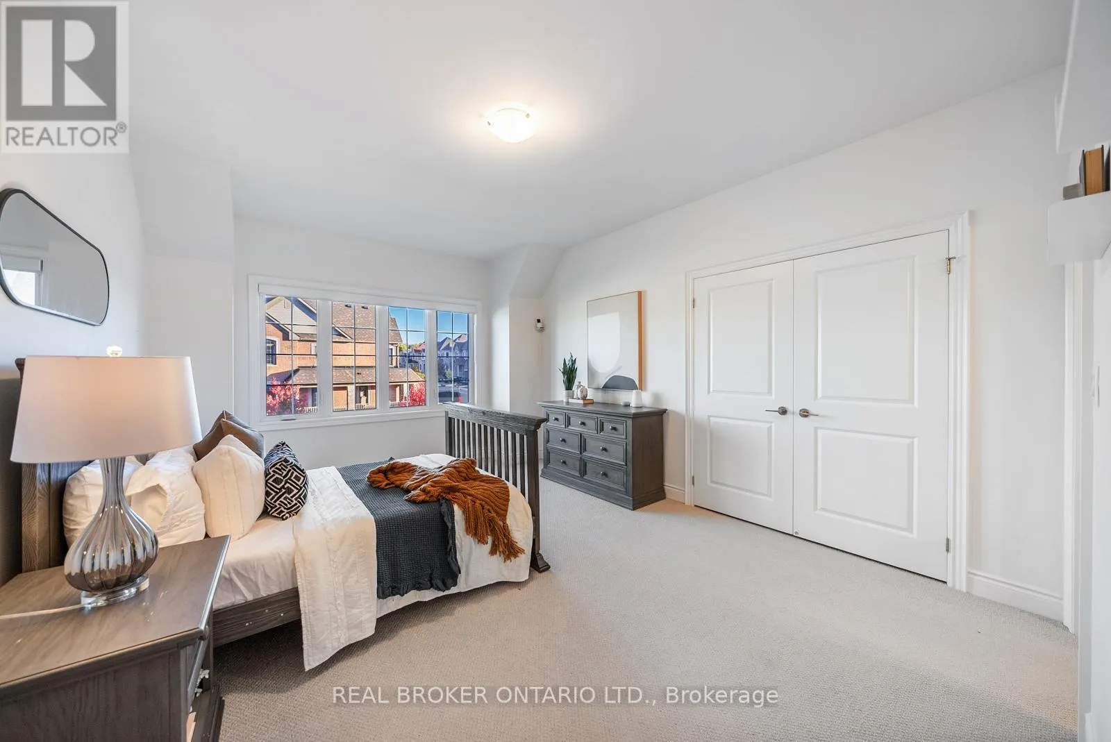 58 MEADOW VISTA CRESCENT