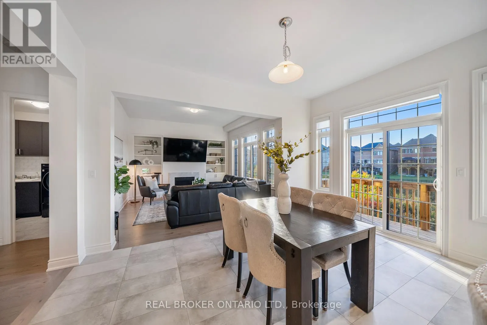 58 MEADOW VISTA CRESCENT