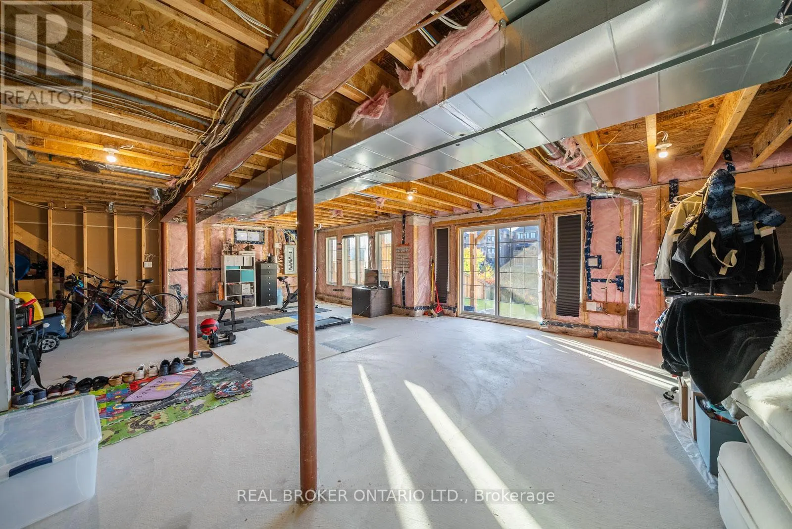 58 MEADOW VISTA CRESCENT