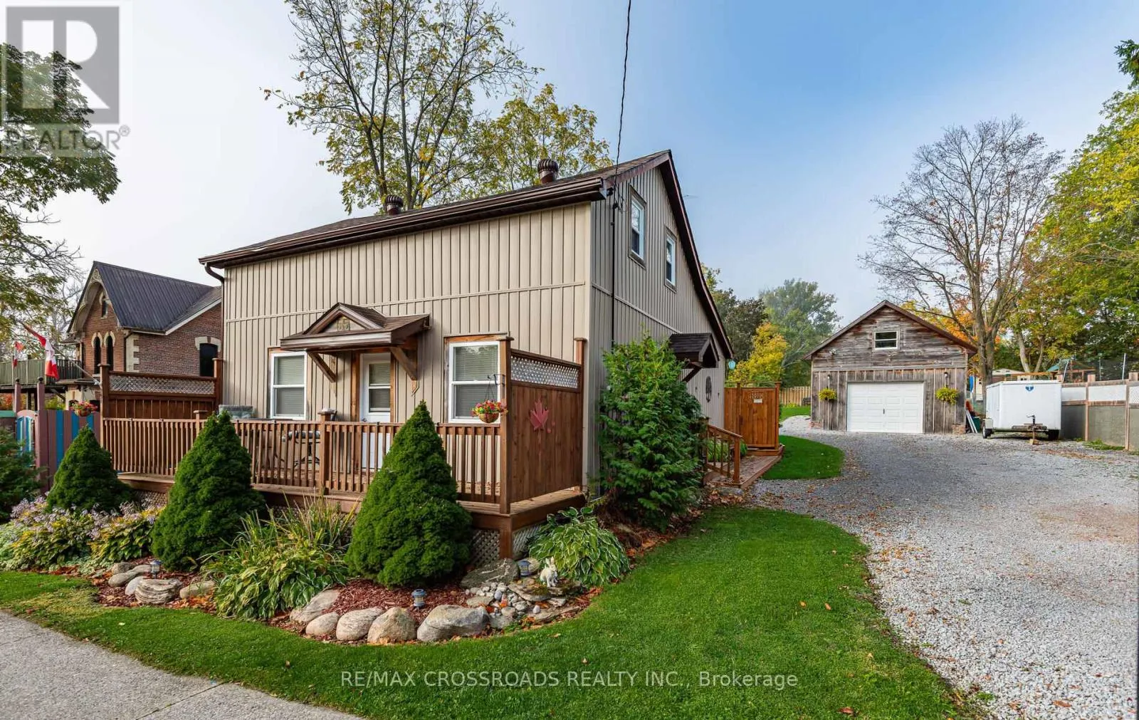 55 LAIDLAW STREET S