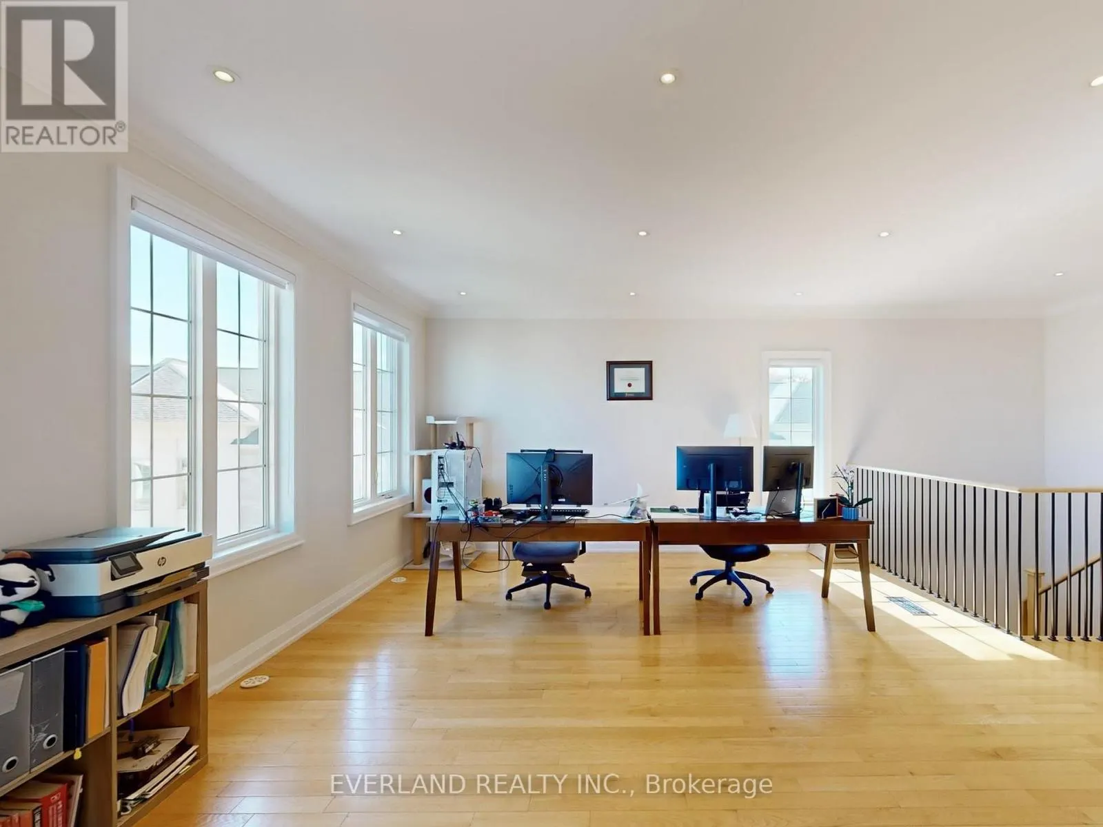 5 POINT PELEE LANE
