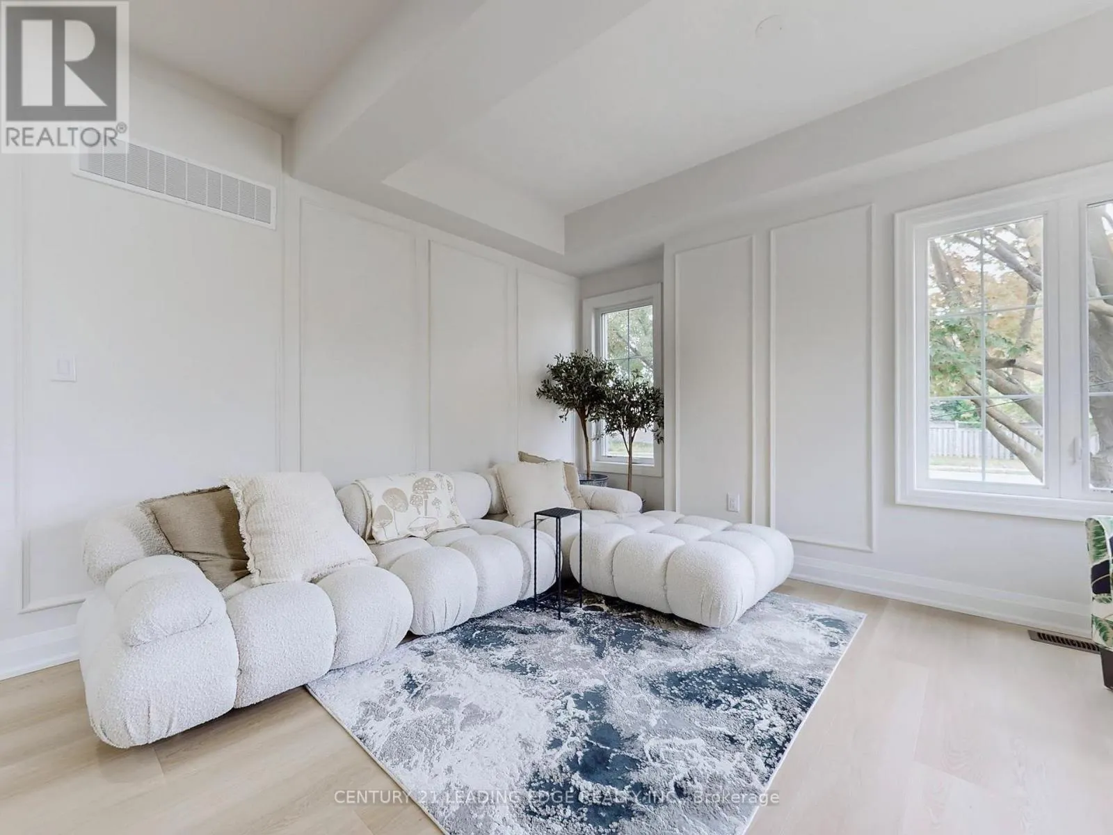 31 NAUGHTON DRIVE