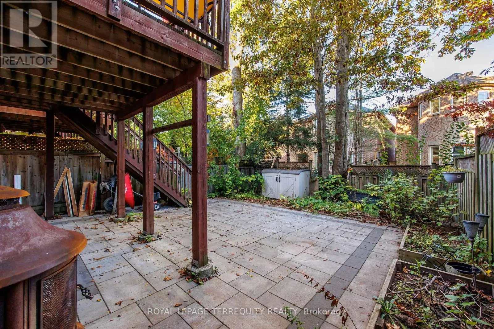 111 ENGLISH OAK DRIVE
