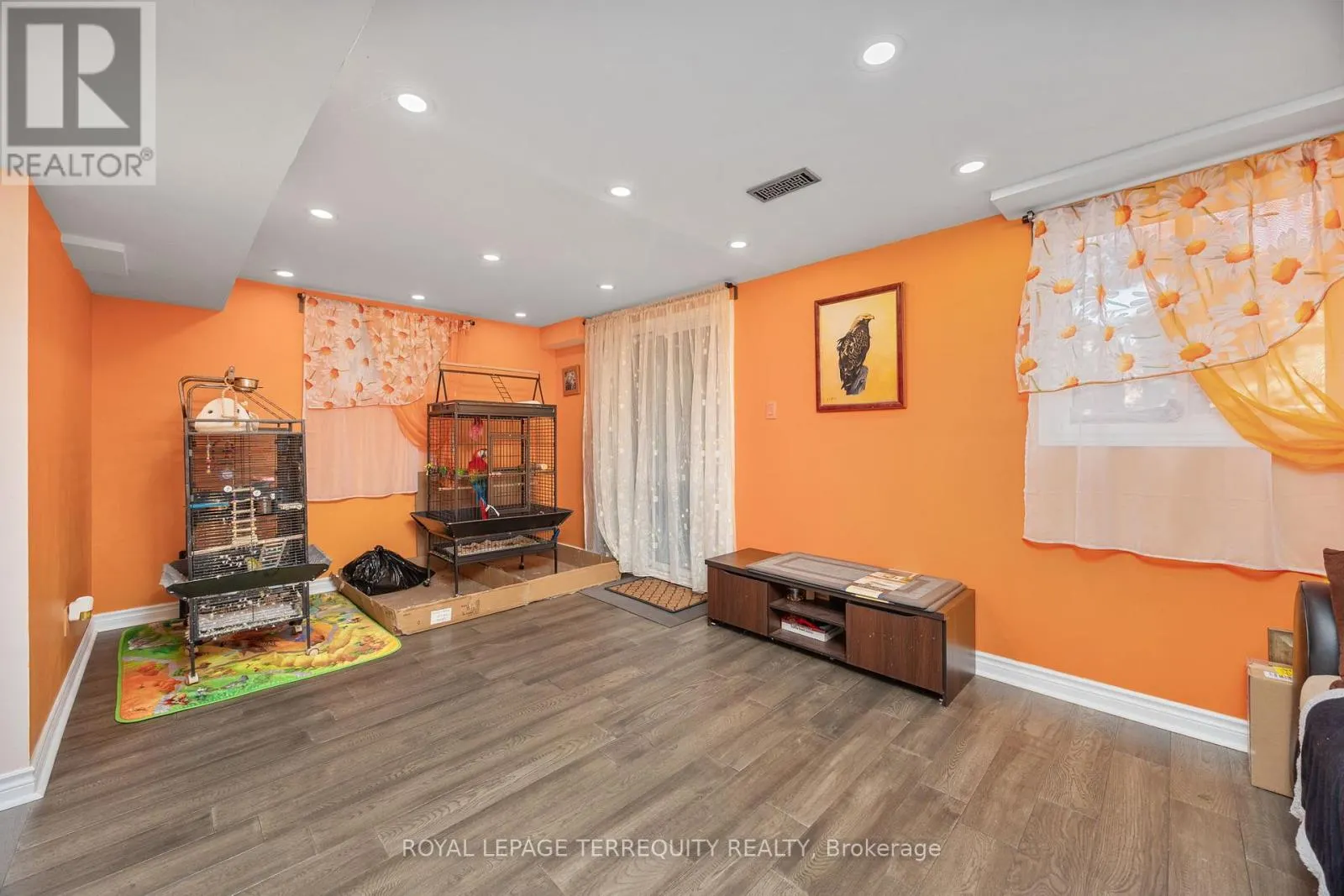111 ENGLISH OAK DRIVE