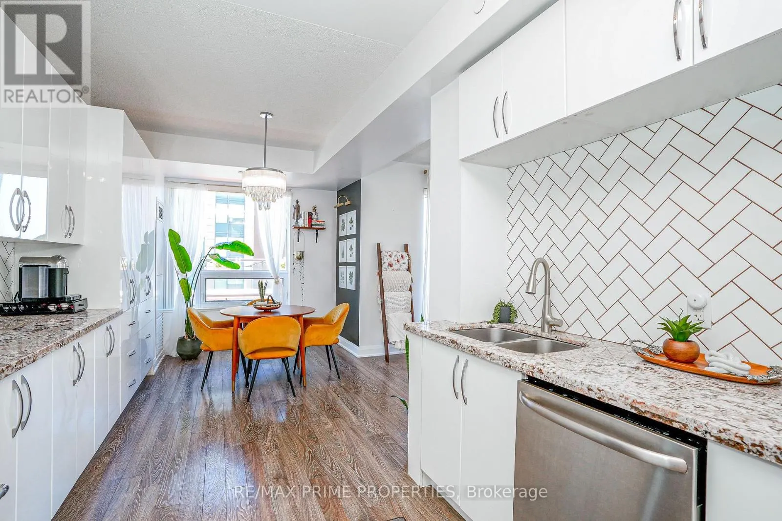 510 - 8228 BIRCHMOUNT ROAD