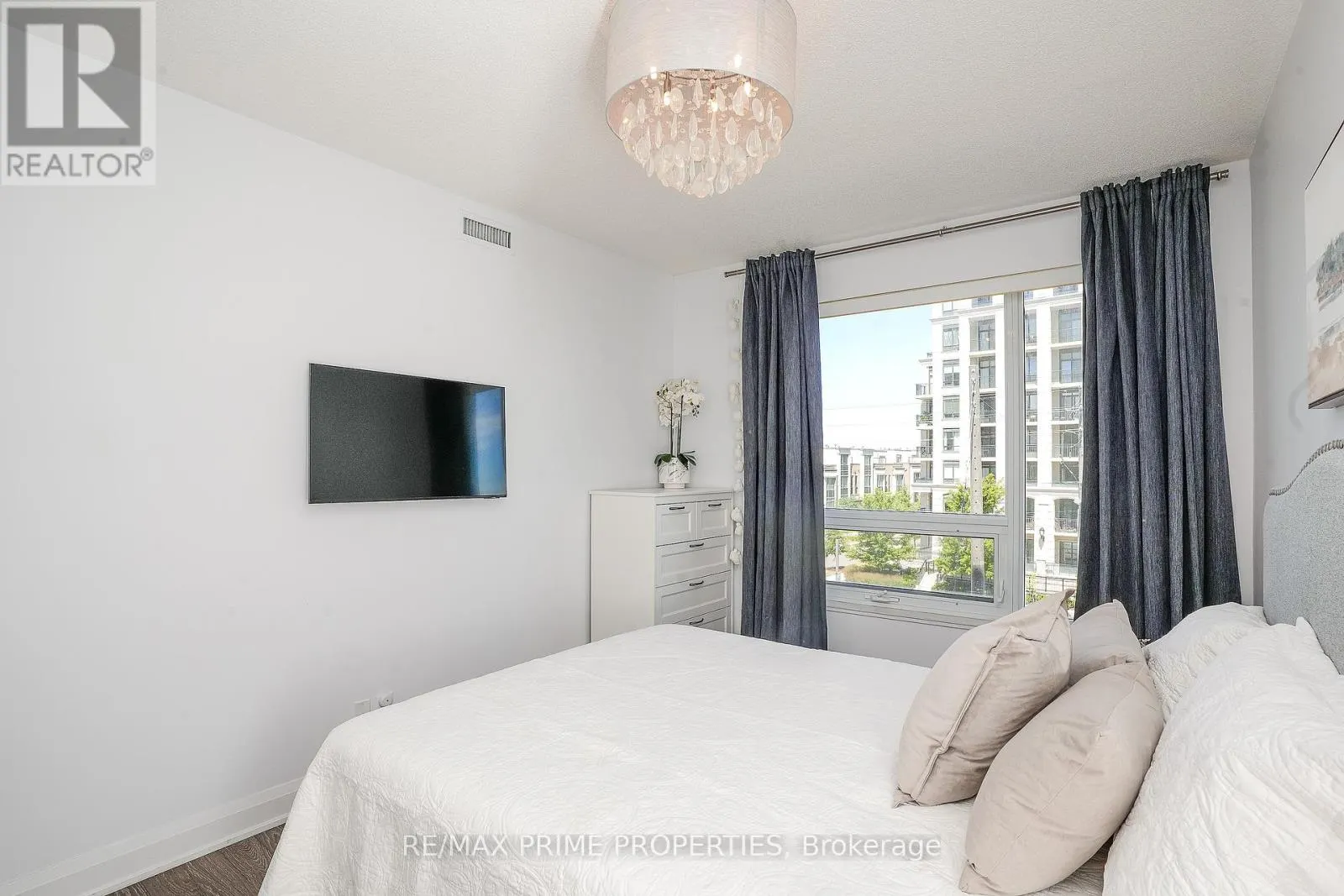 510 - 8228 BIRCHMOUNT ROAD