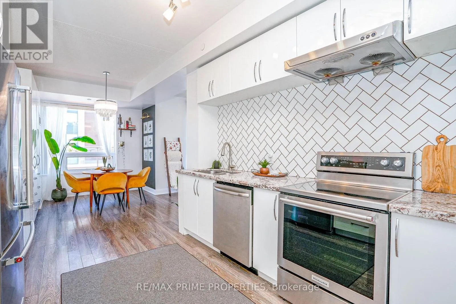 510 - 8228 BIRCHMOUNT ROAD