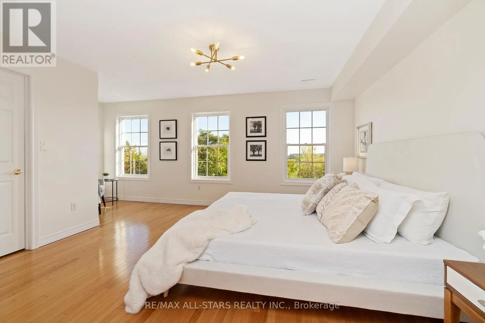 40 BETTY ROMAN BOULEVARD