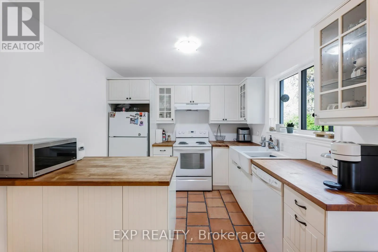 681 ELGIN STREET