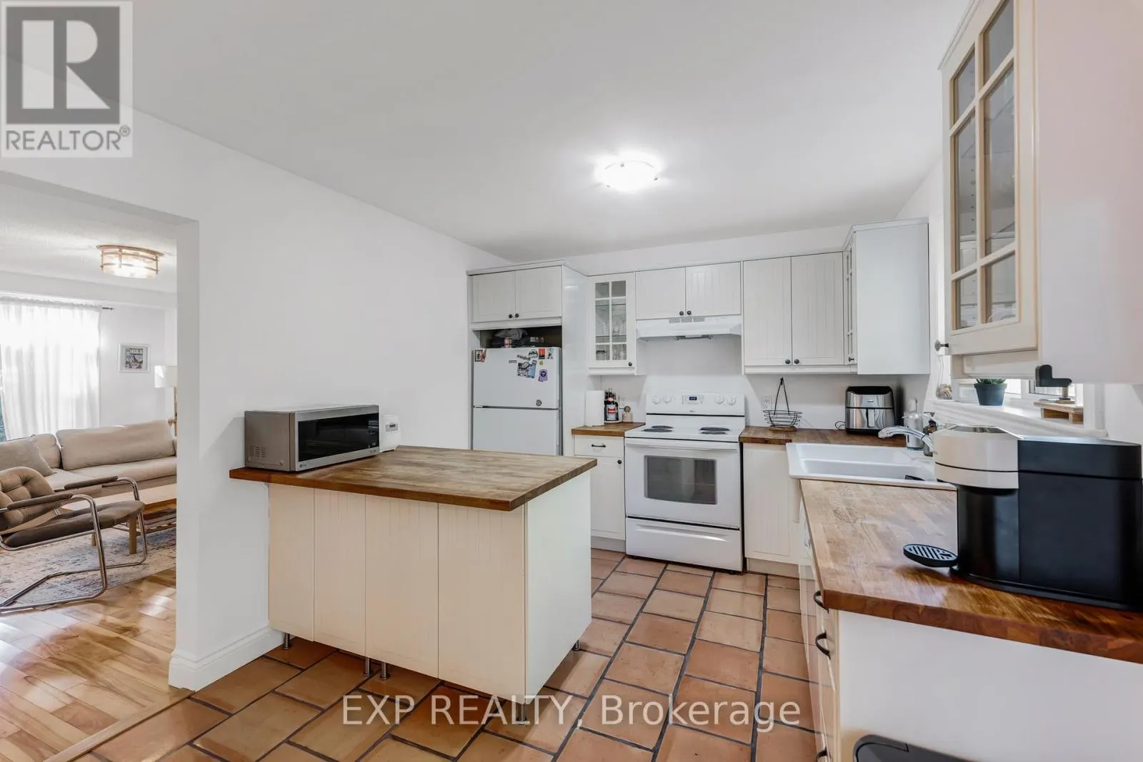 681 ELGIN STREET
