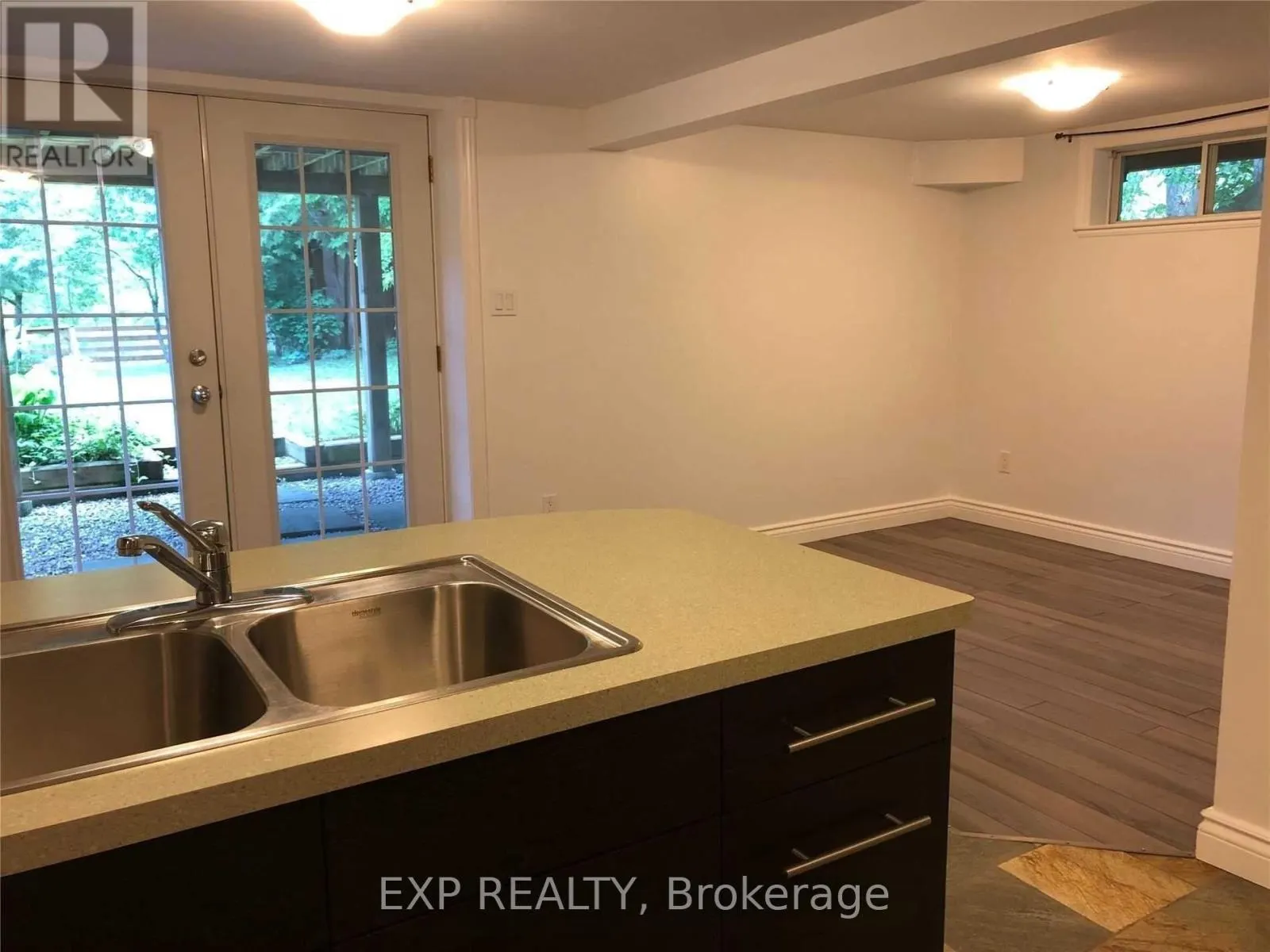 681 ELGIN STREET