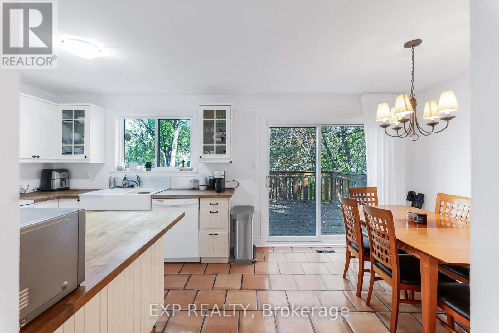 681 ELGIN STREET