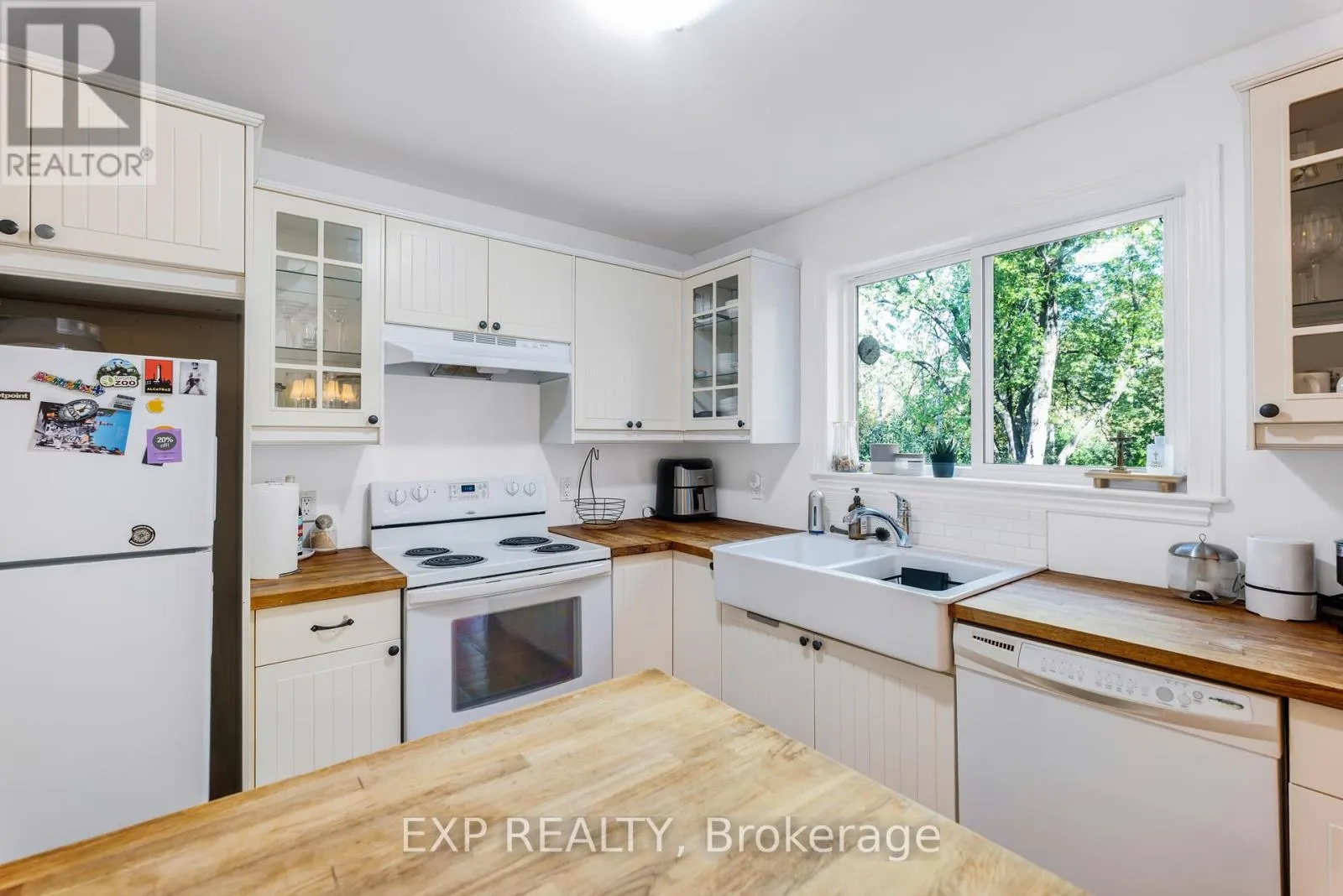 681 ELGIN STREET