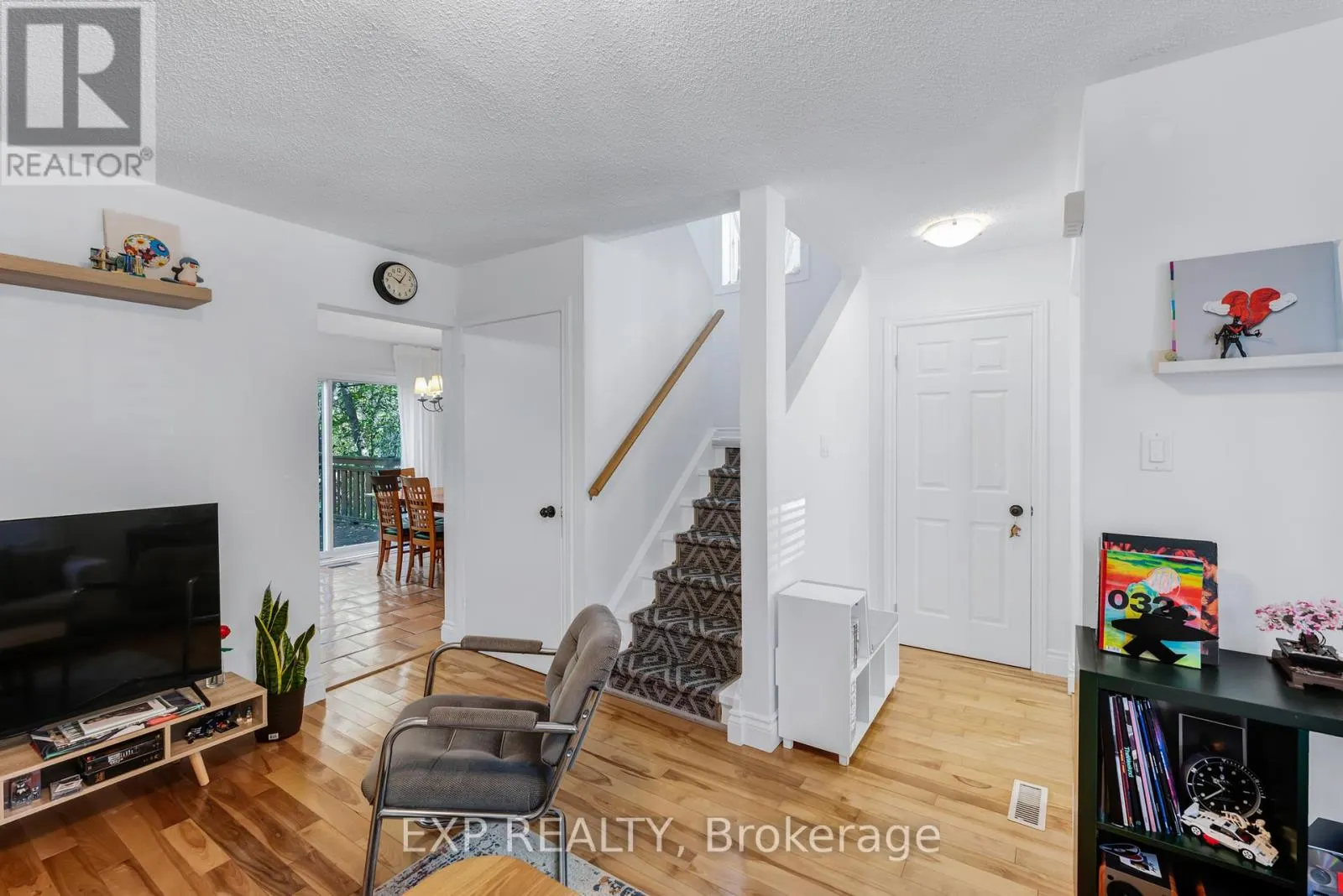 681 ELGIN STREET