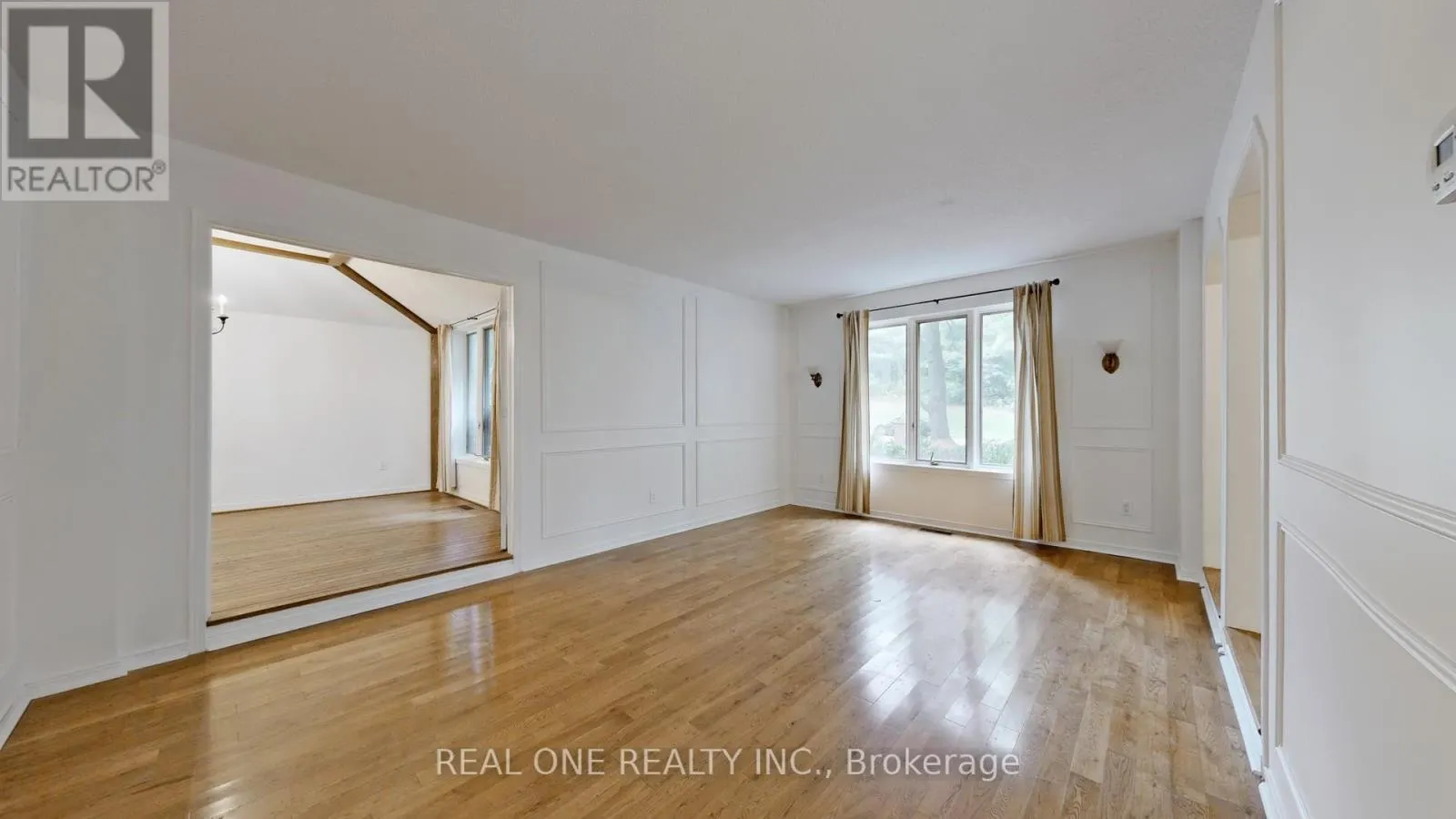 465 WOODLAND ACRES CRESCENT