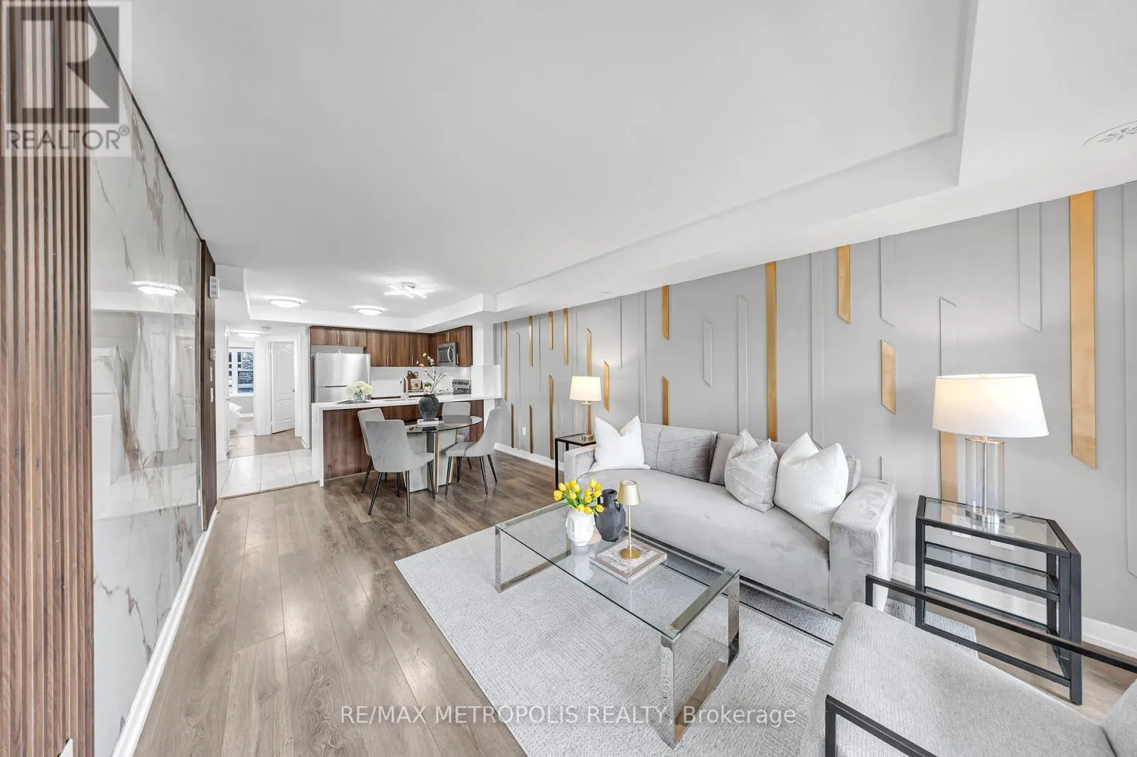 2226 - 10 WESTMEATH LANE