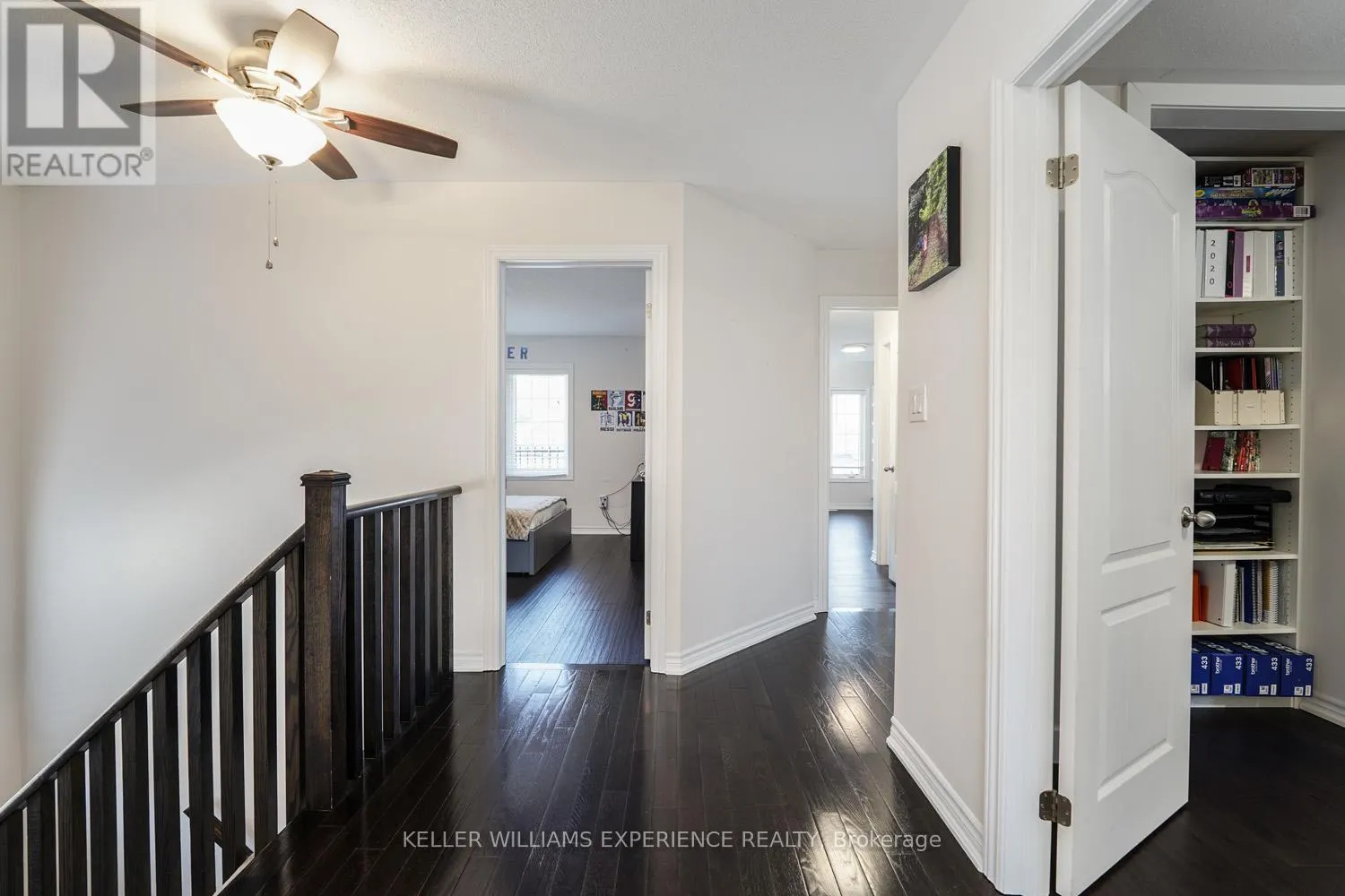 2199 DAWSON CRESCENT W