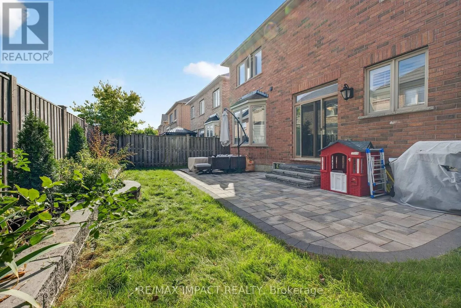 37 BRAITH CRESCENT