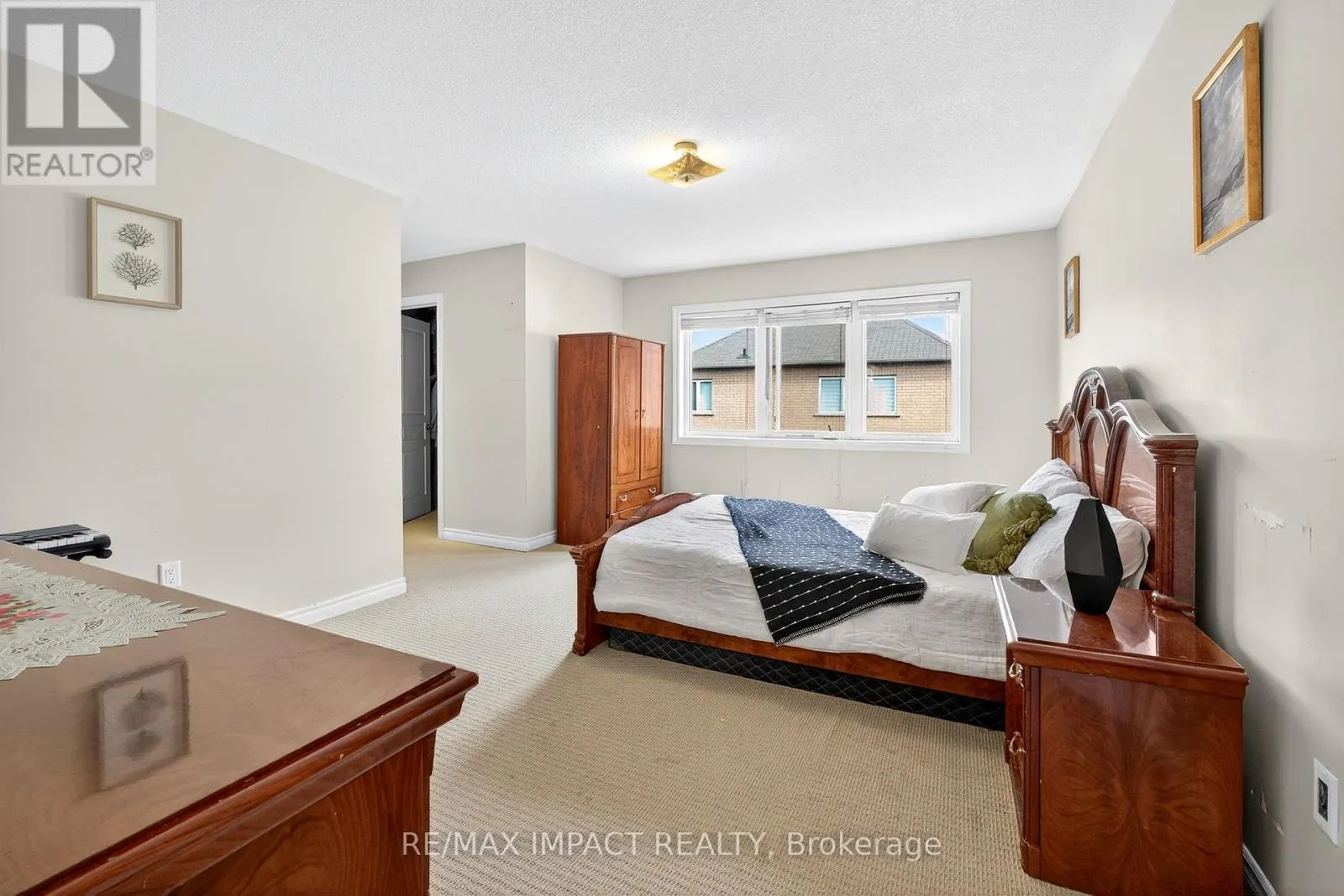 37 BRAITH CRESCENT