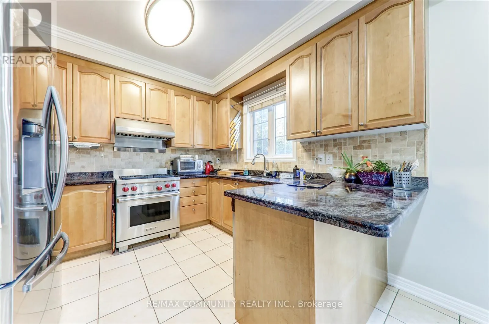 37 CONDARCURI CRESCENT