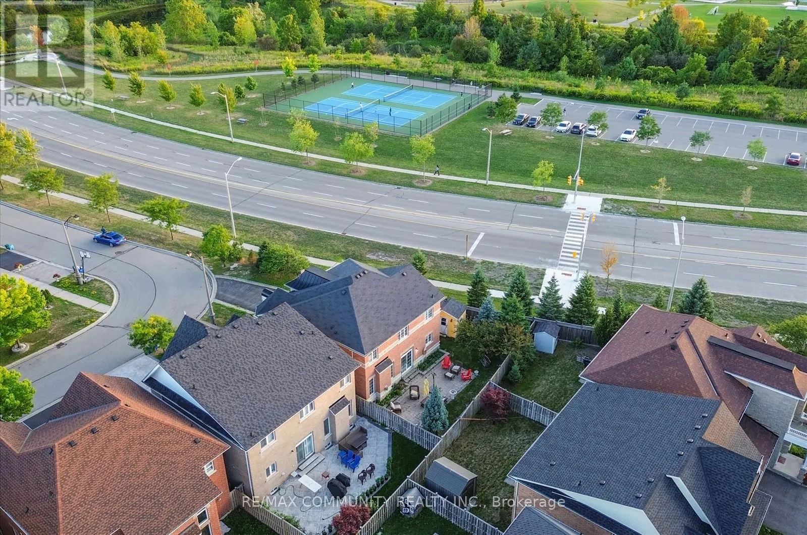 37 CONDARCURI CRESCENT