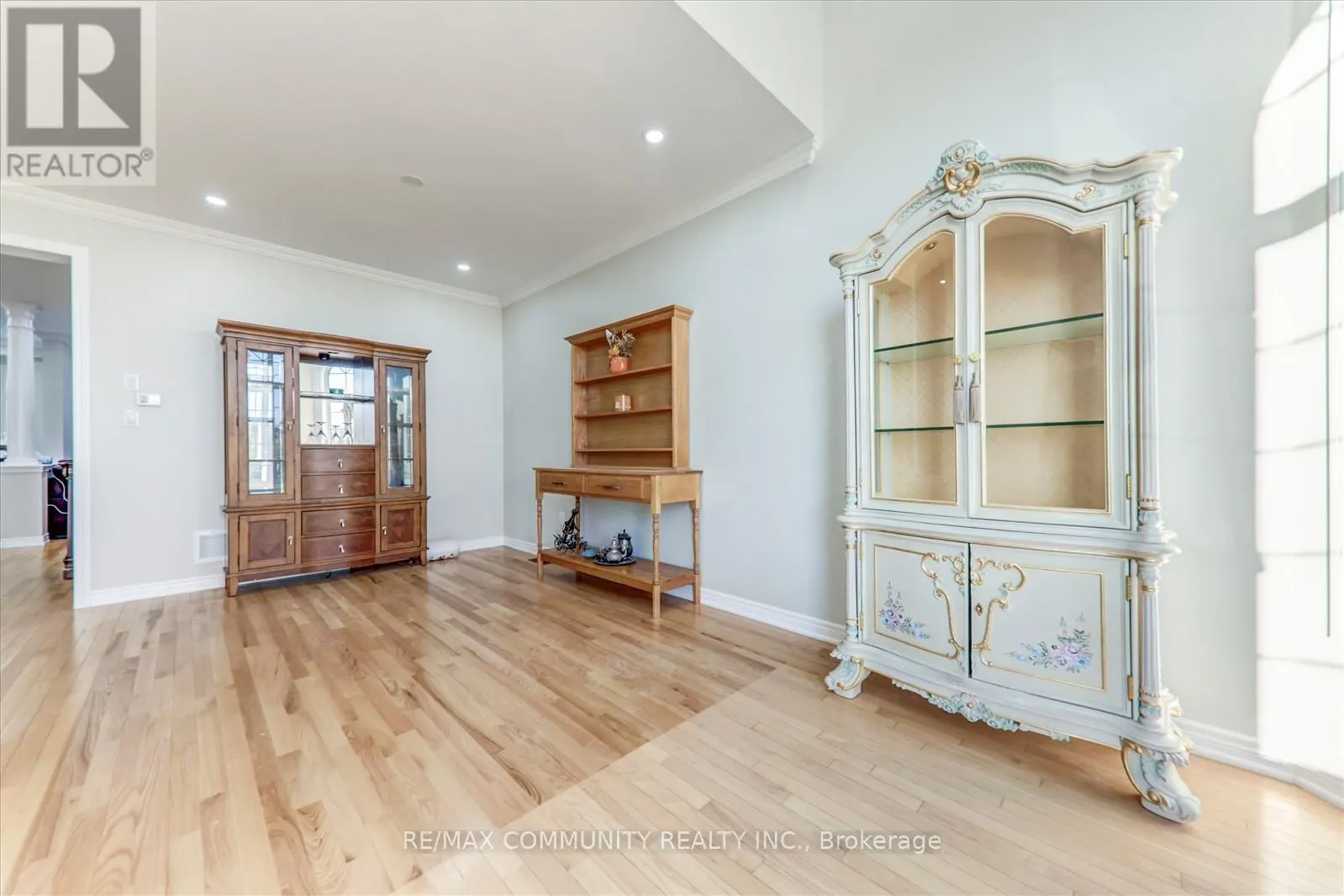 37 CONDARCURI CRESCENT