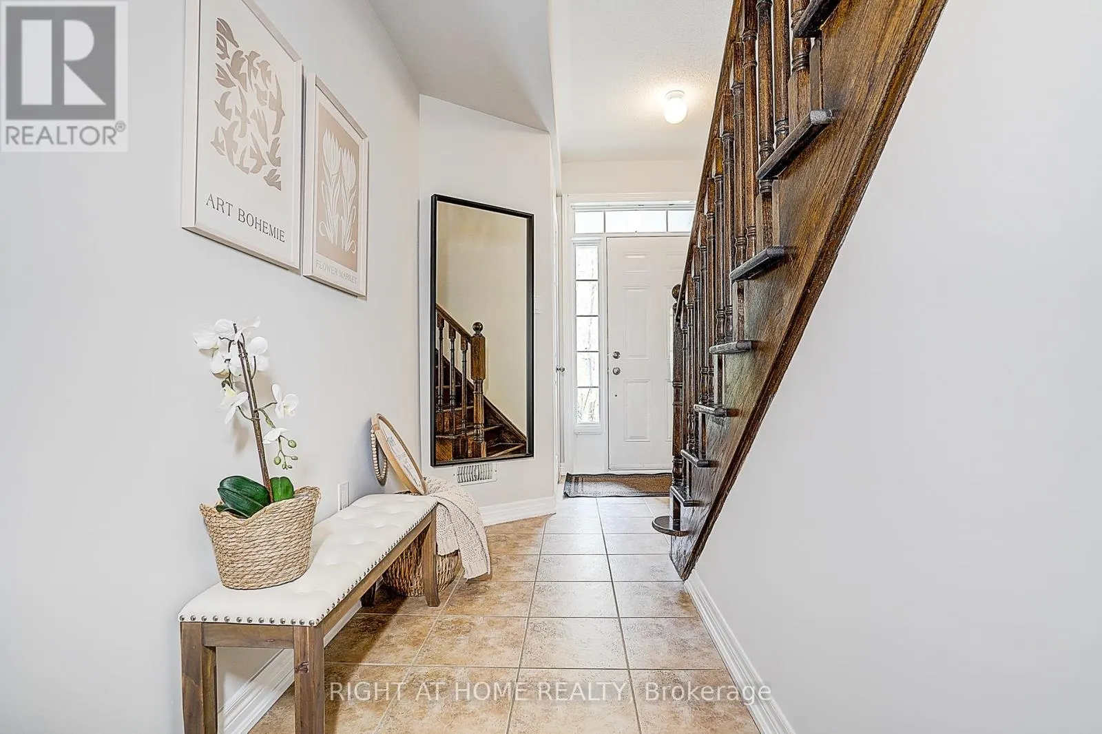 15 - 151 SILVERWOOD AVENUE