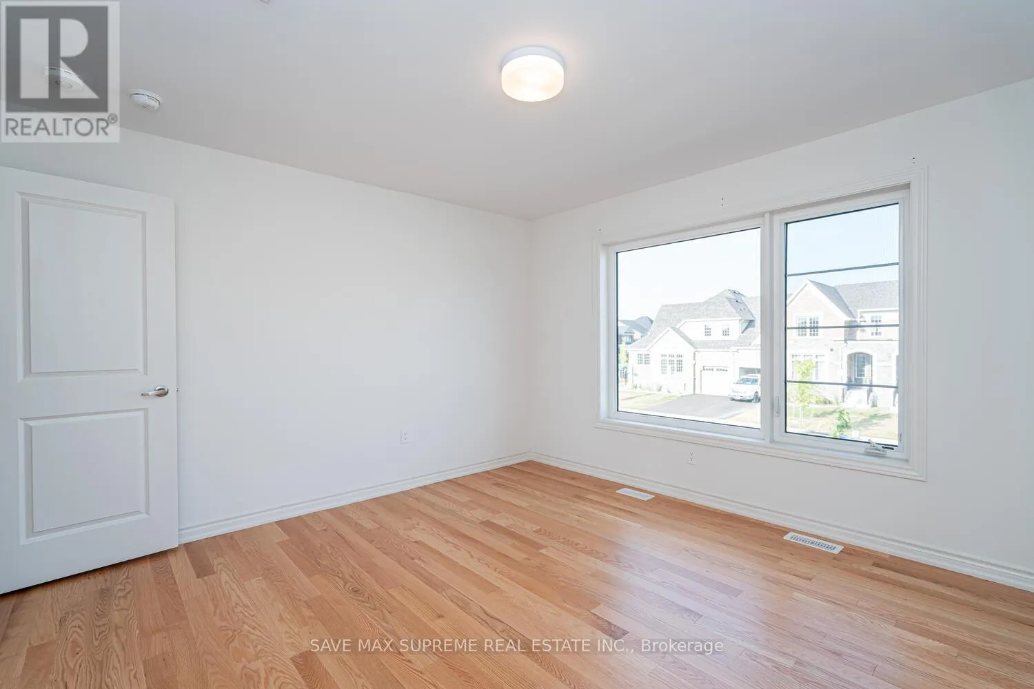 5 BAYBERRY DRIVE