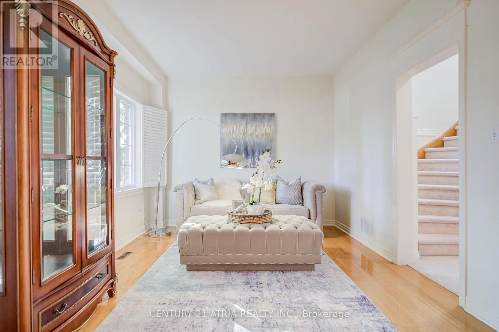 108 - 190 HARDING BOULEVARD W