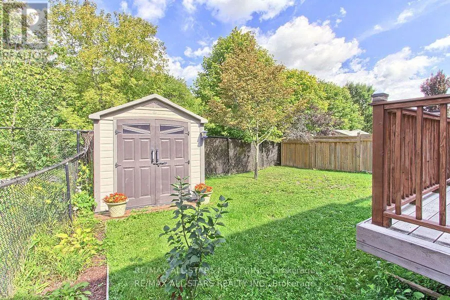 16 JAMES RATCLIFF AVENUE