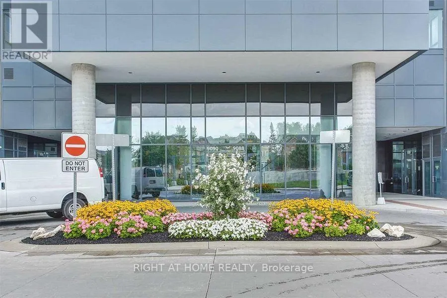 907 - 9088 YONGE STREET