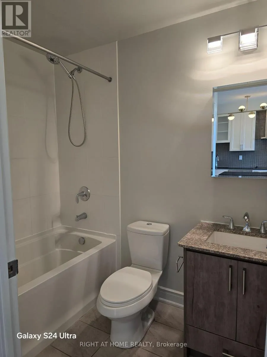 907 - 9088 YONGE STREET