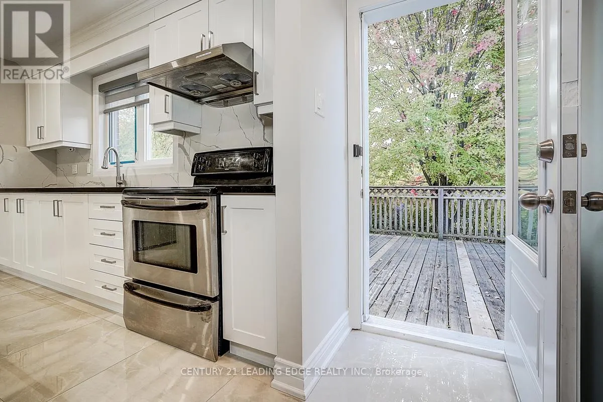 83 SOUTHDALE DRIVE