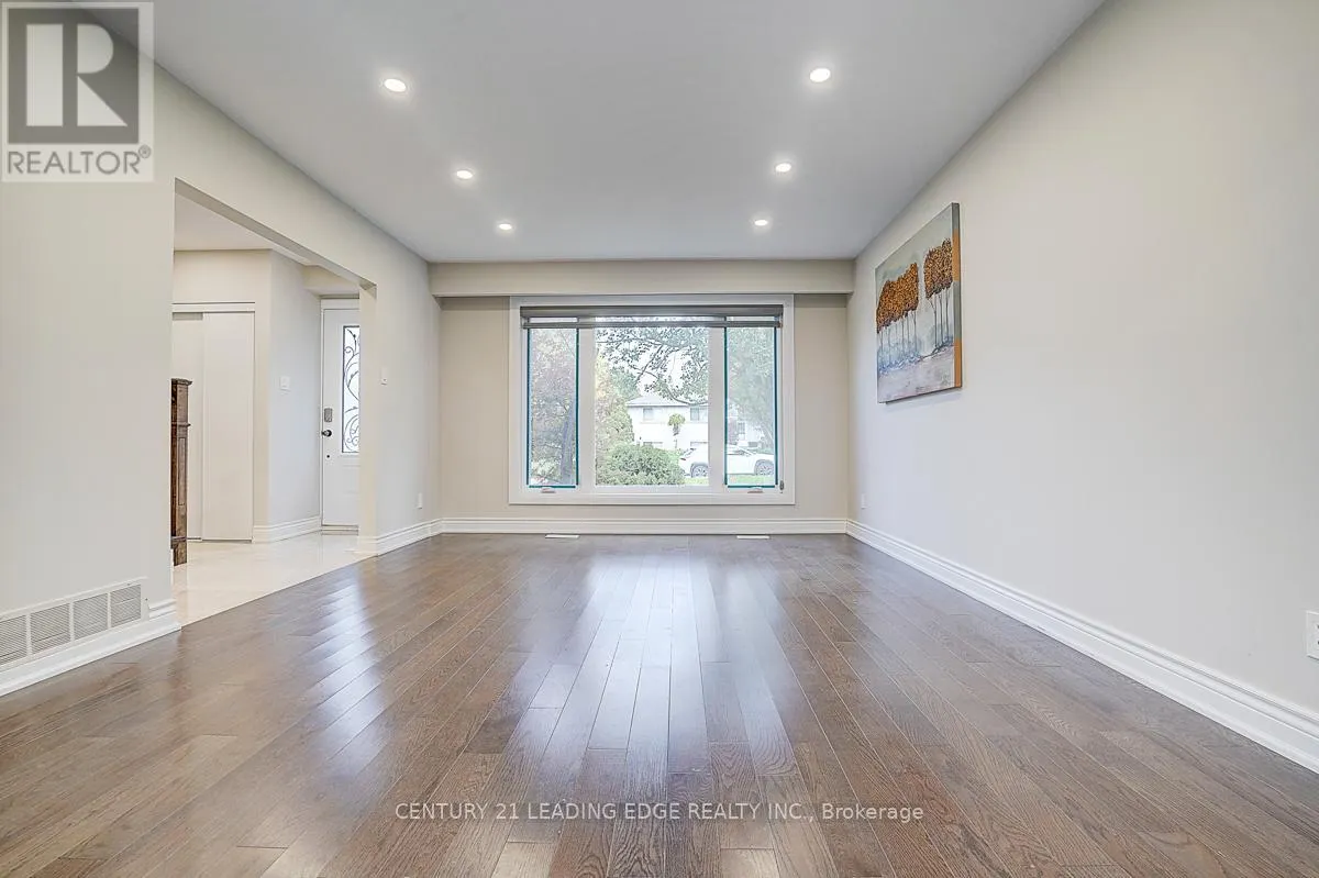 83 SOUTHDALE DRIVE