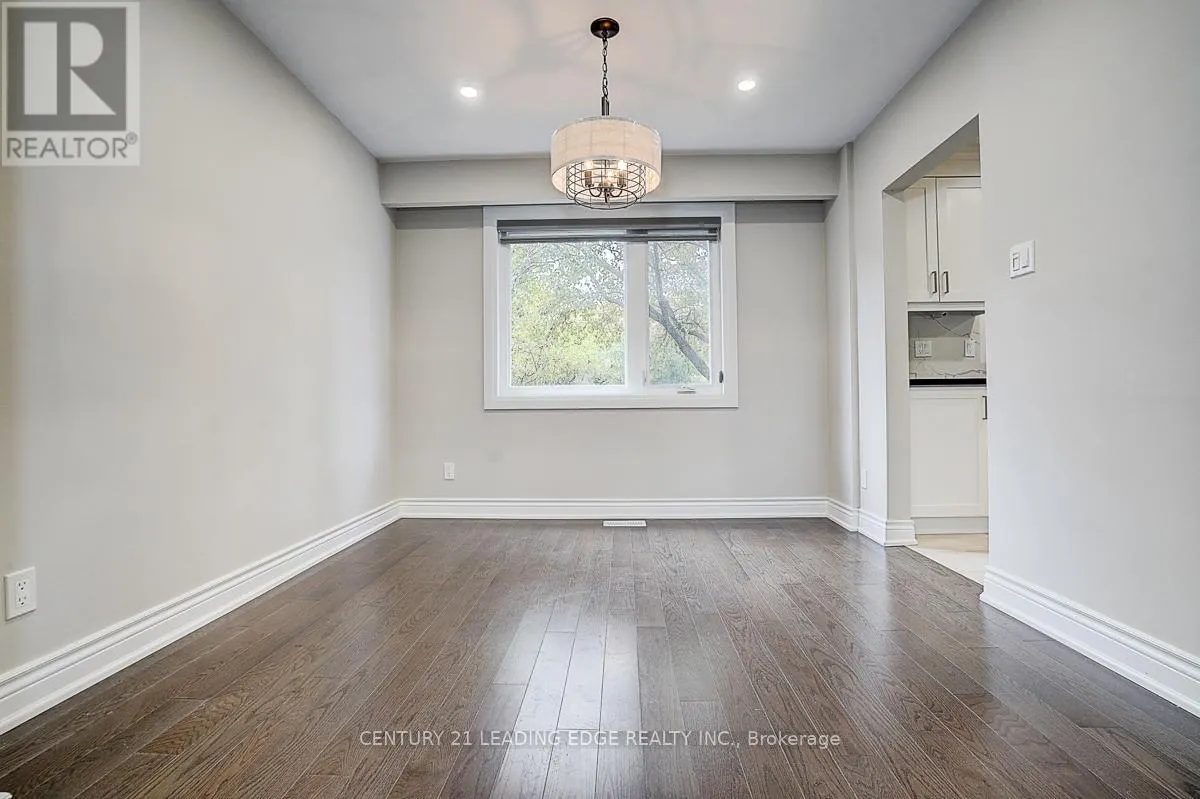 83 SOUTHDALE DRIVE