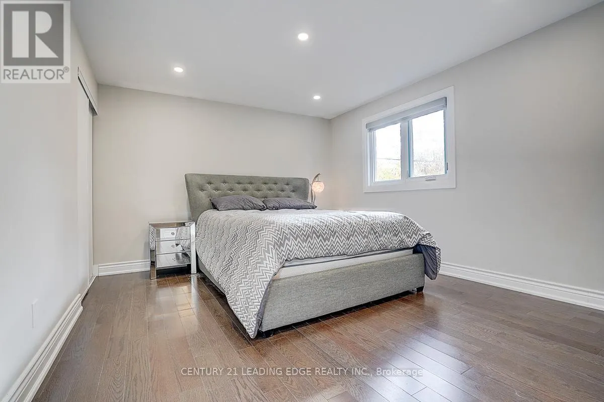 83 SOUTHDALE DRIVE