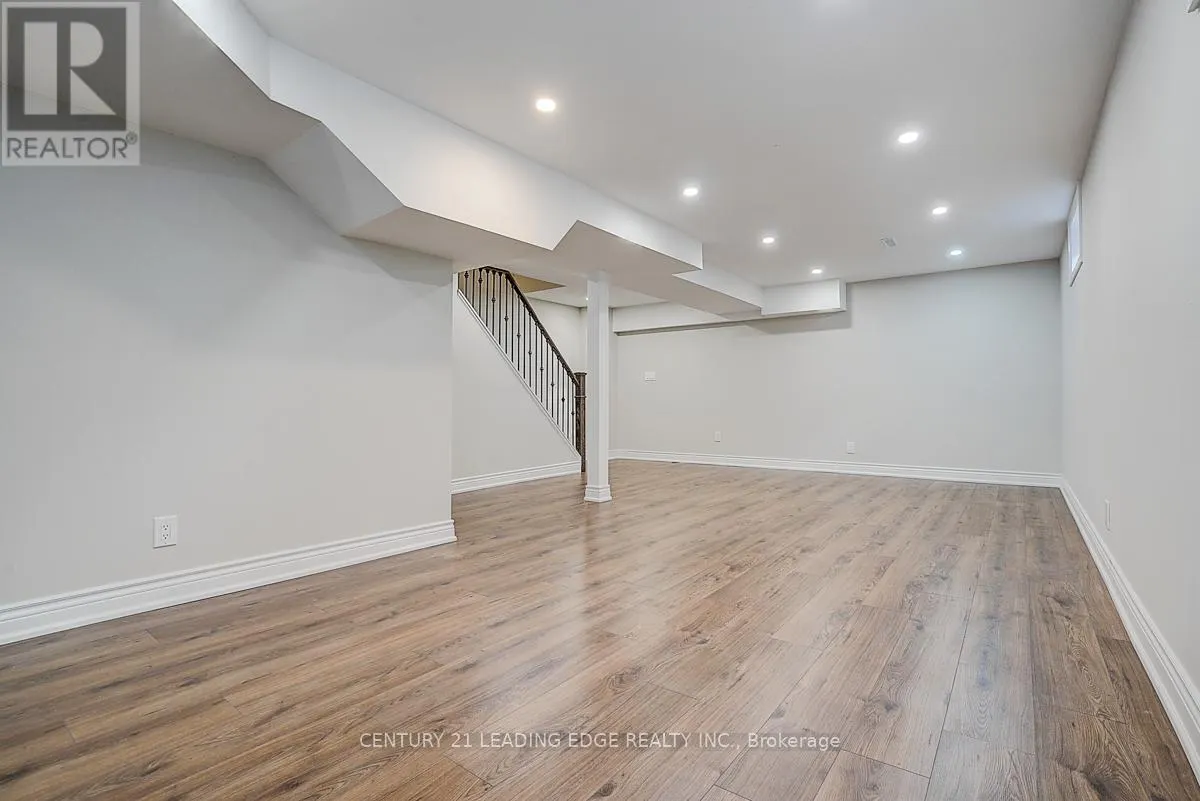 83 SOUTHDALE DRIVE