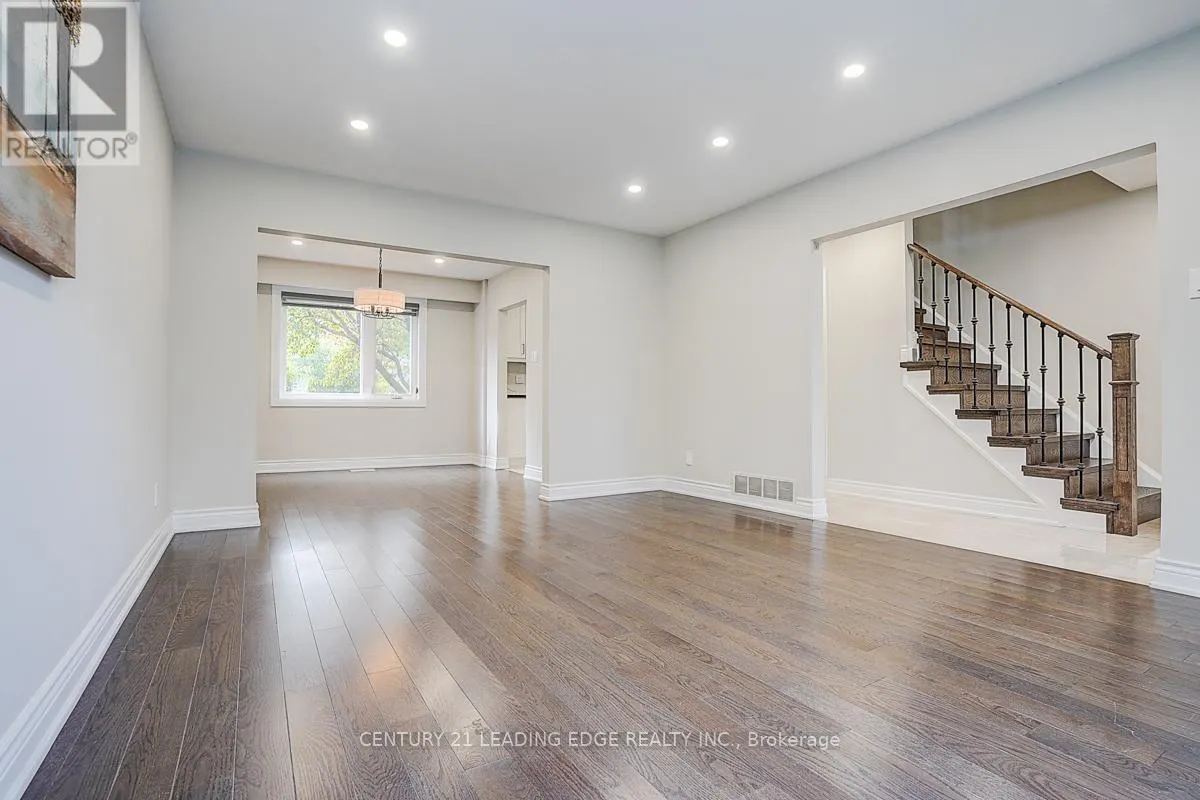 83 SOUTHDALE DRIVE