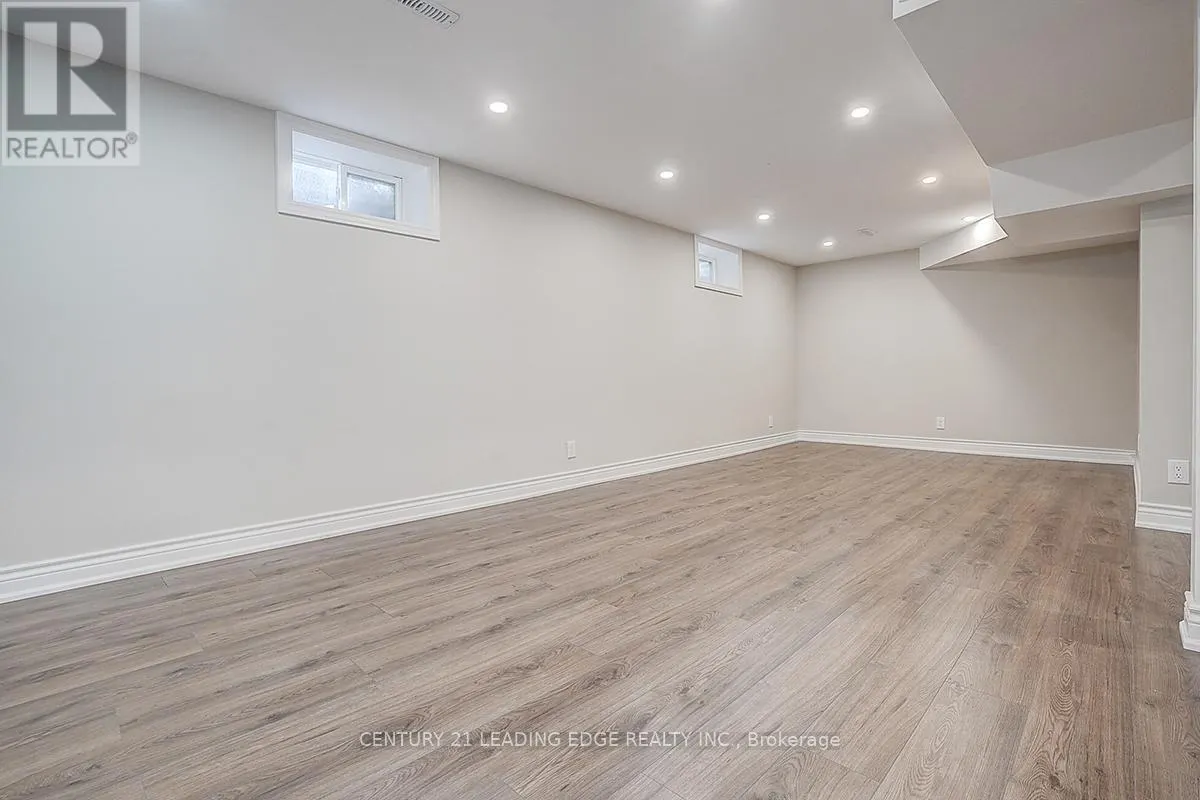 83 SOUTHDALE DRIVE