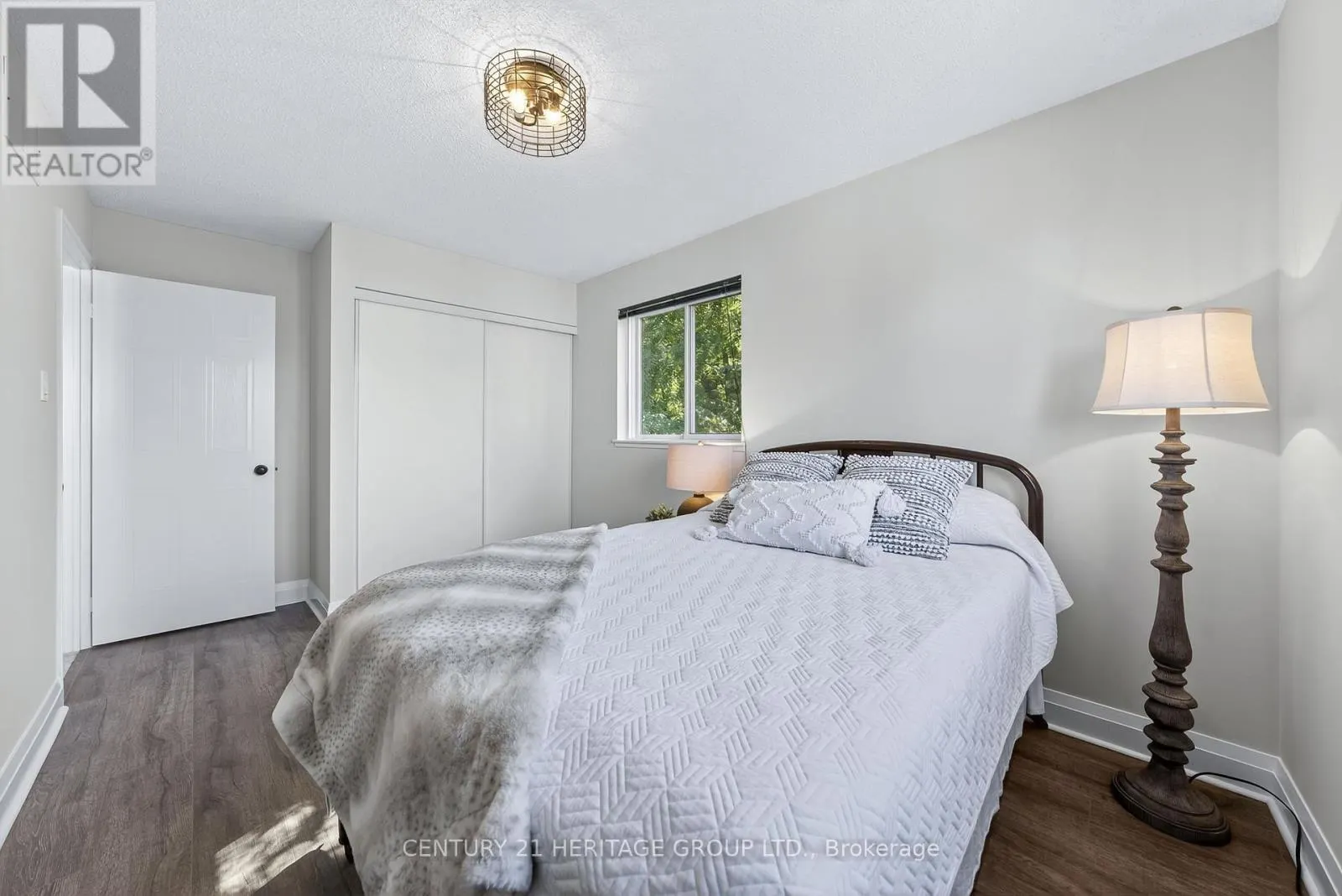 654 GIBNEY CRESCENT