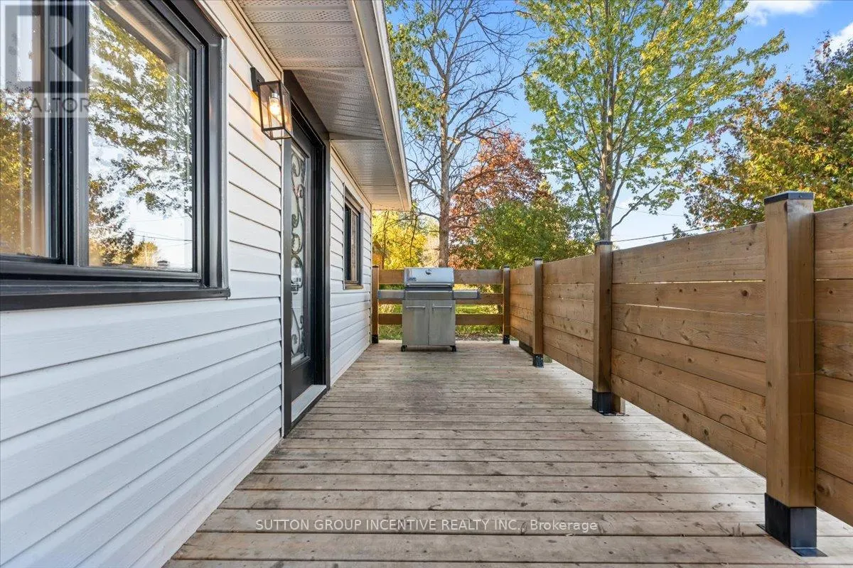 1226 MAPLE ROAD